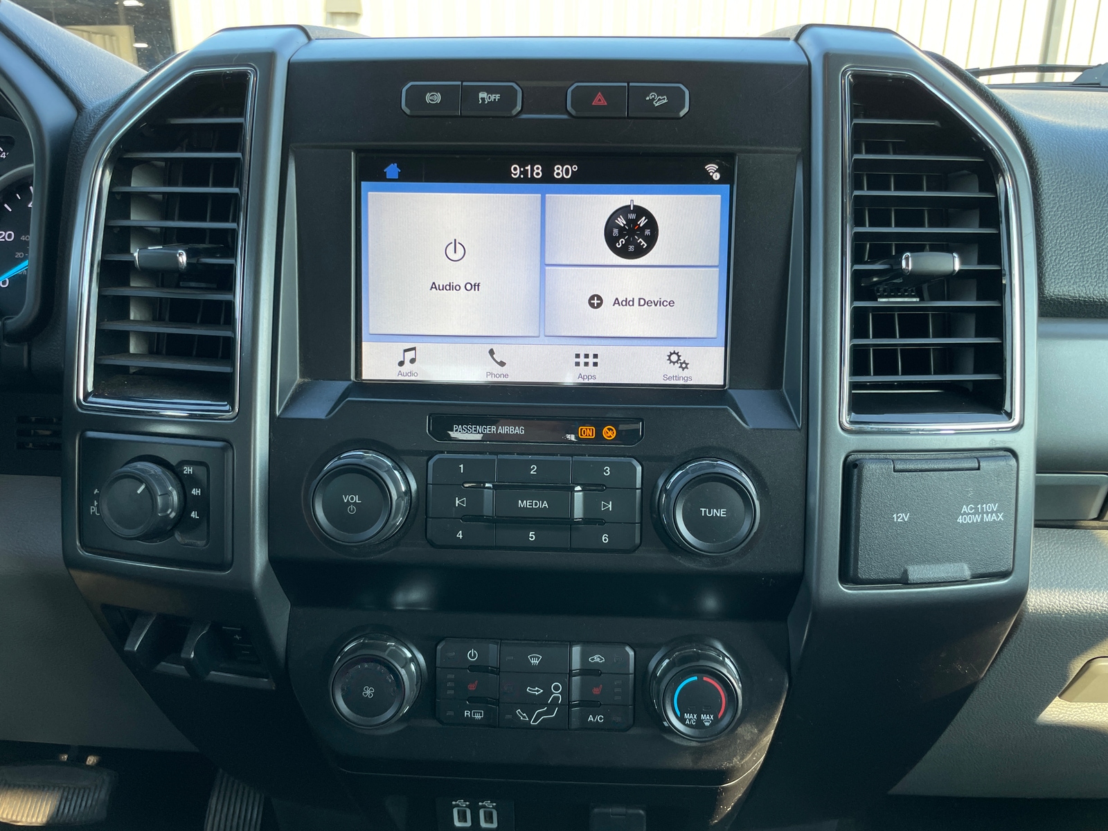 Thumbnail: 2019 Ford Econoline - 4