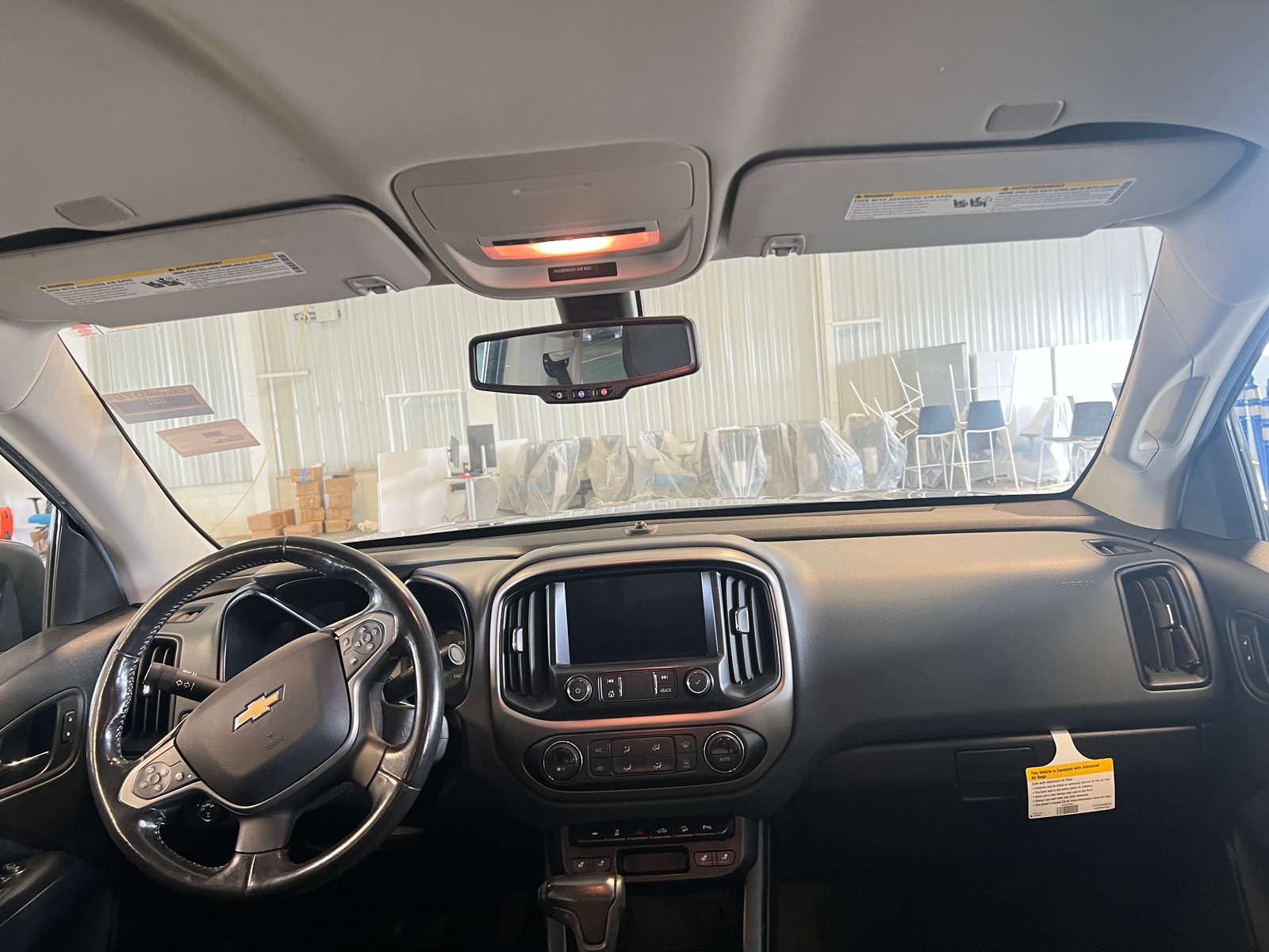 Thumbnail: 2019 Chevrolet Colorado - 3