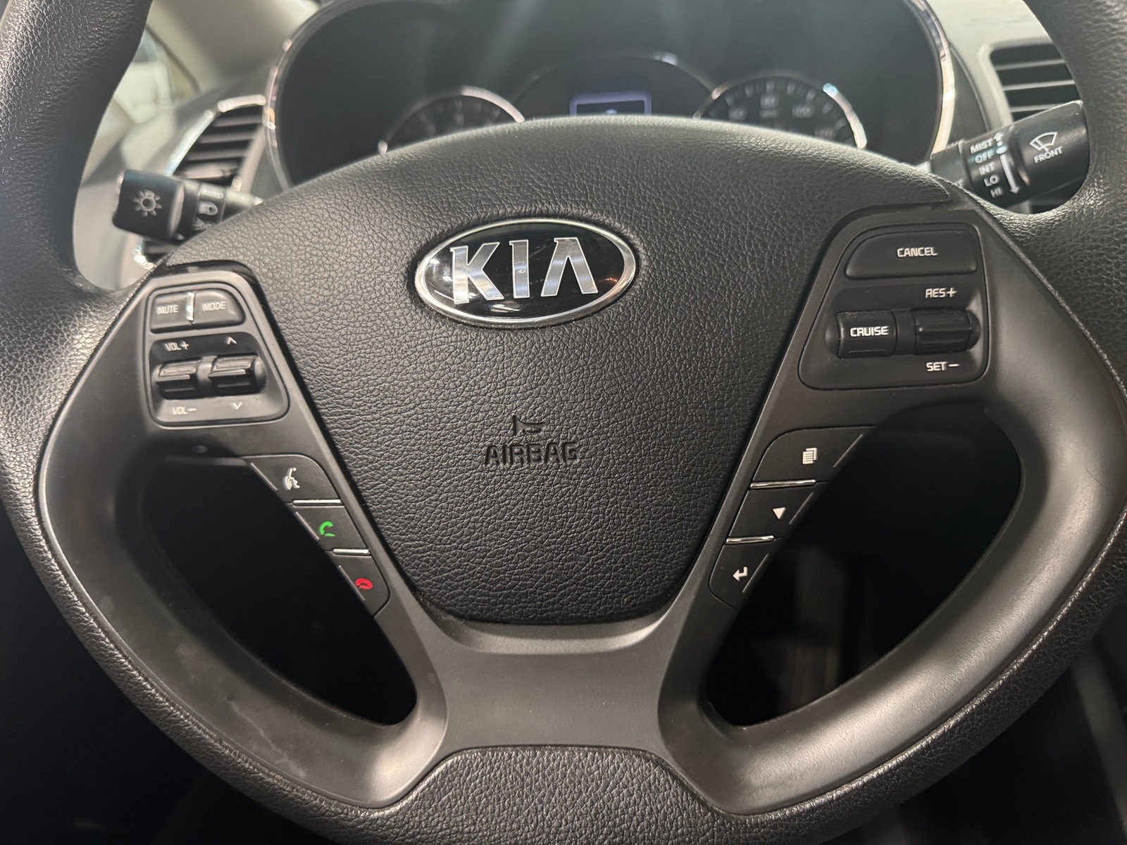 Thumbnail: 2018 Kia Forte - 5