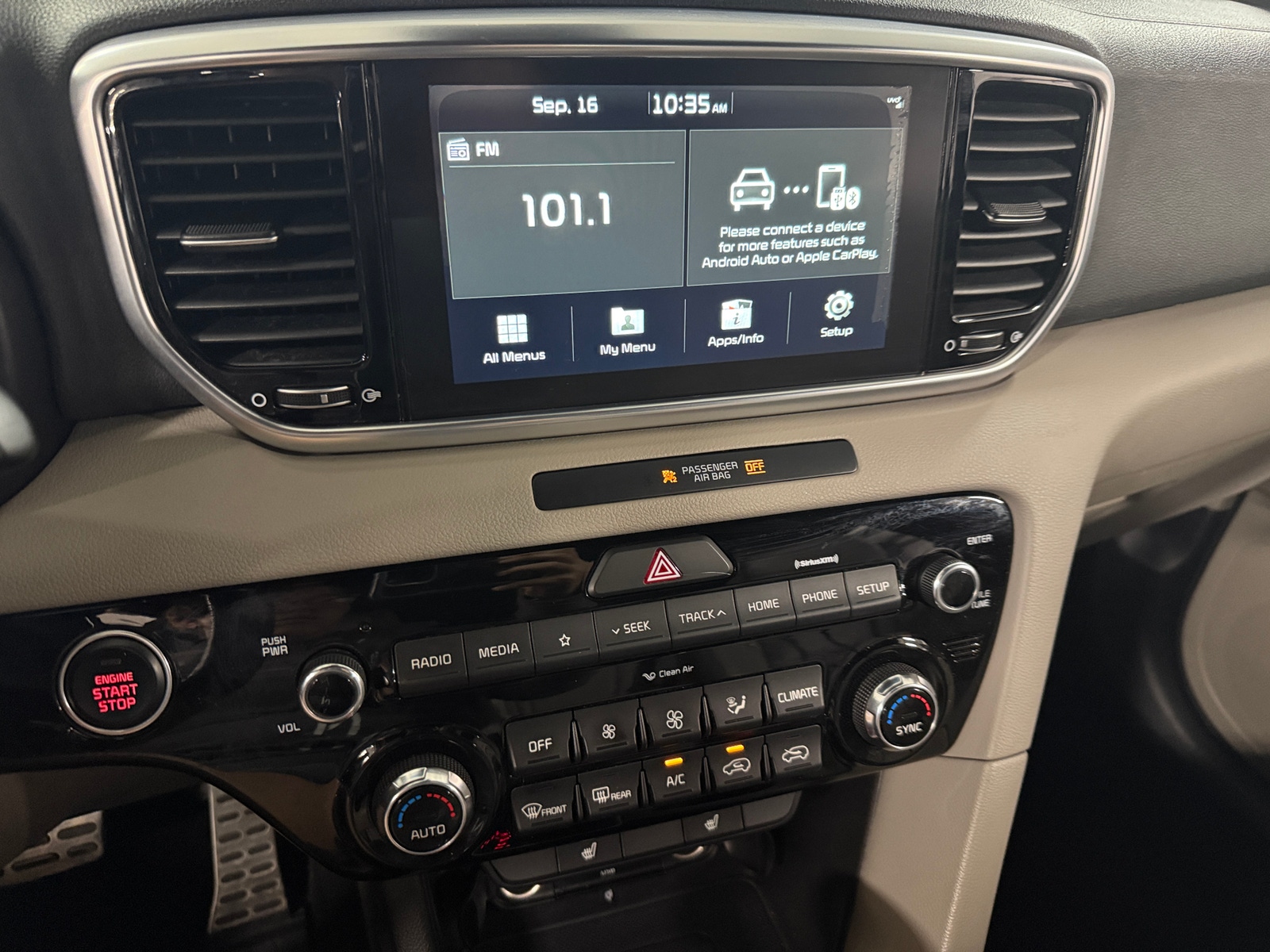 Thumbnail: 2020 Kia Sportage - 3