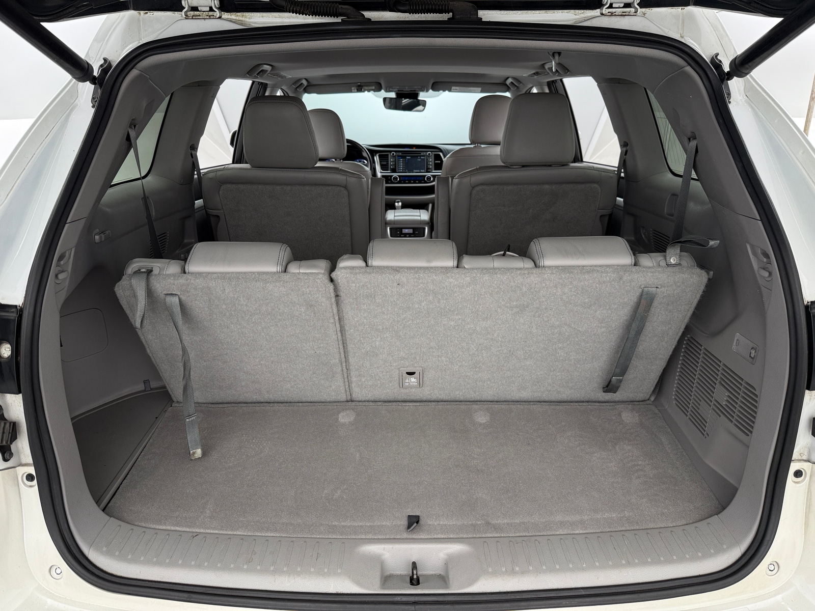 Thumbnail: 2018 Toyota Highlander - 6