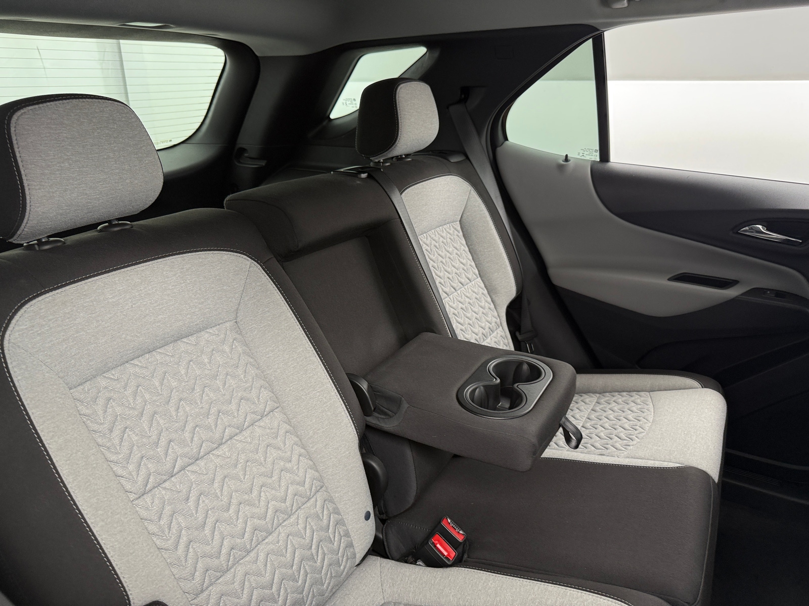 Thumbnail: 2023 Chevrolet Equinox - 6