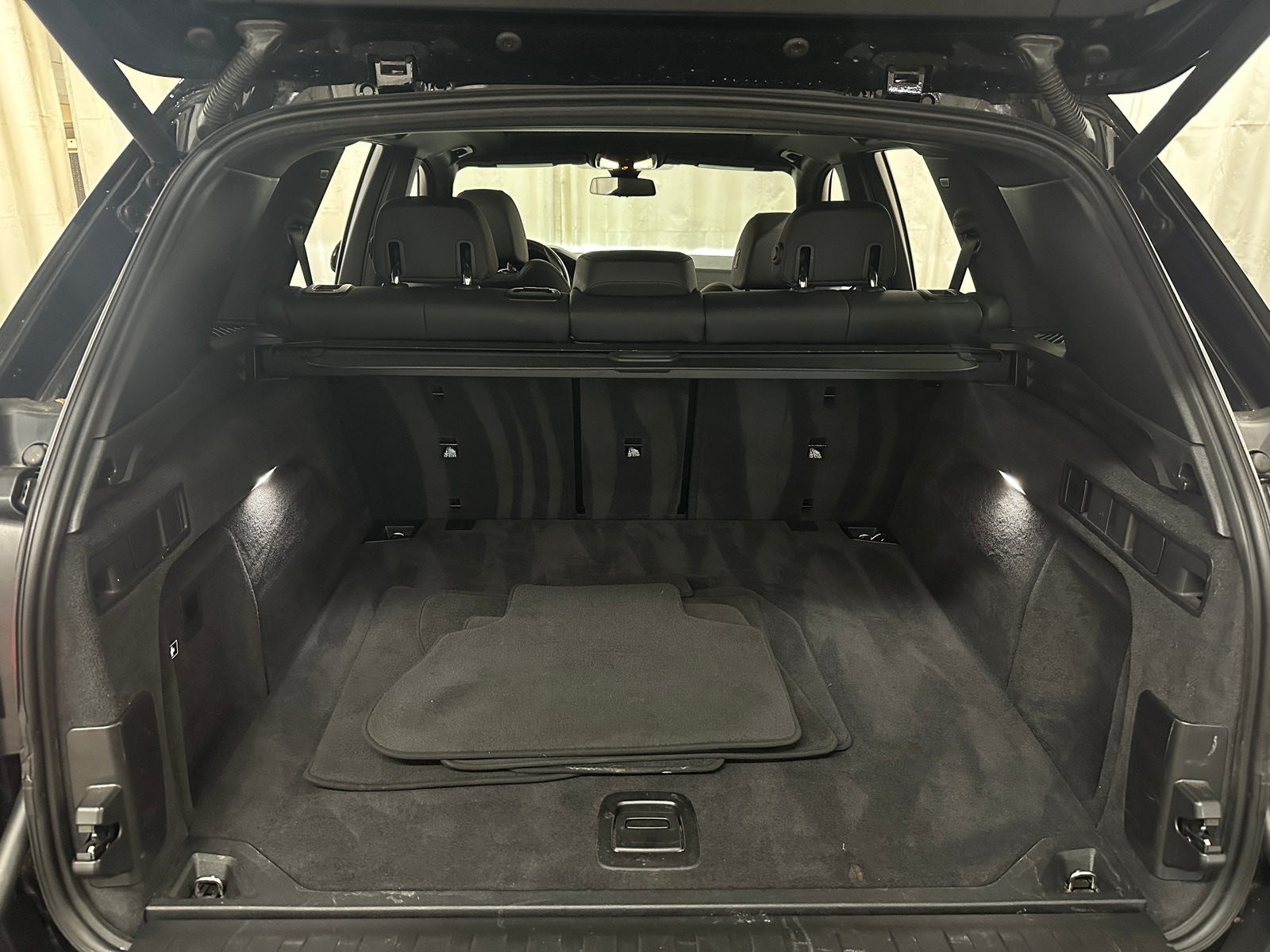 Thumbnail: 2020 BMW X5 - 6