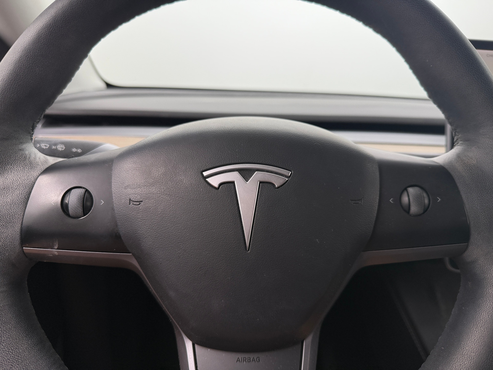Thumbnail: 2022 Tesla Model Y - 4
