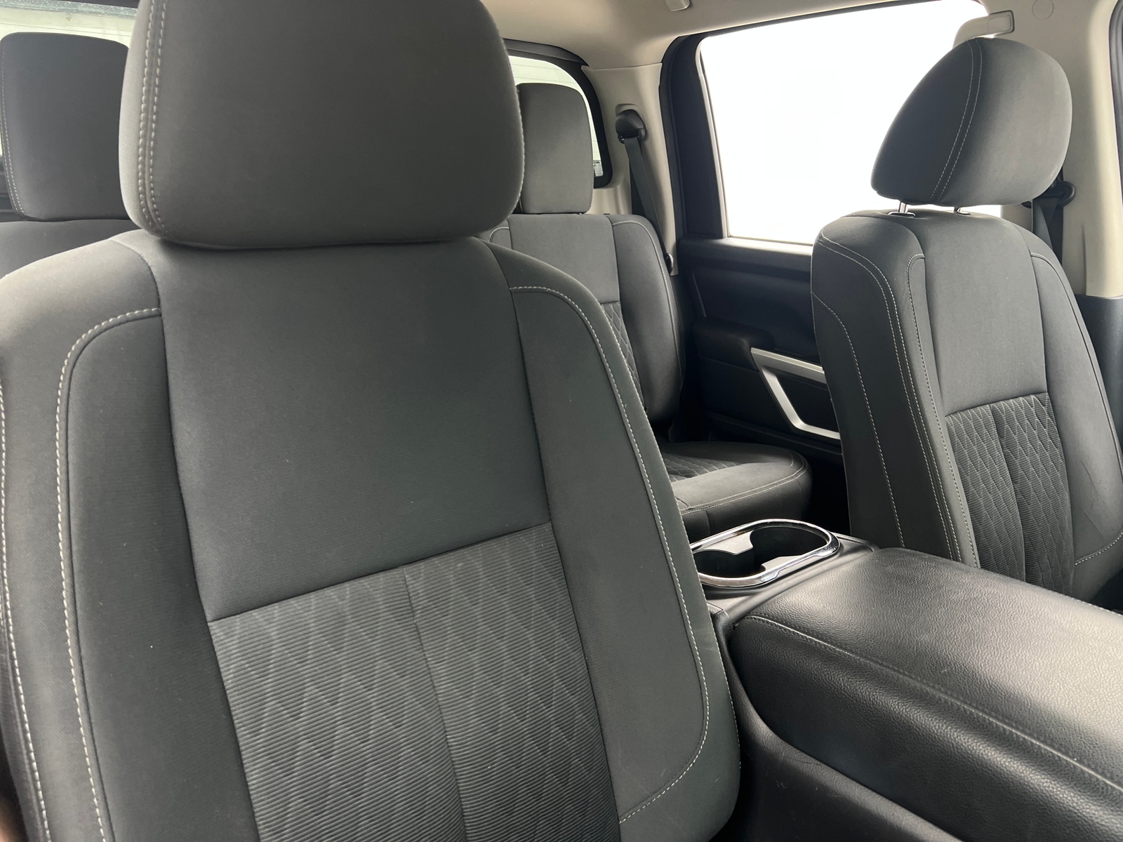 Thumbnail: 2019 Nissan Titan - 2