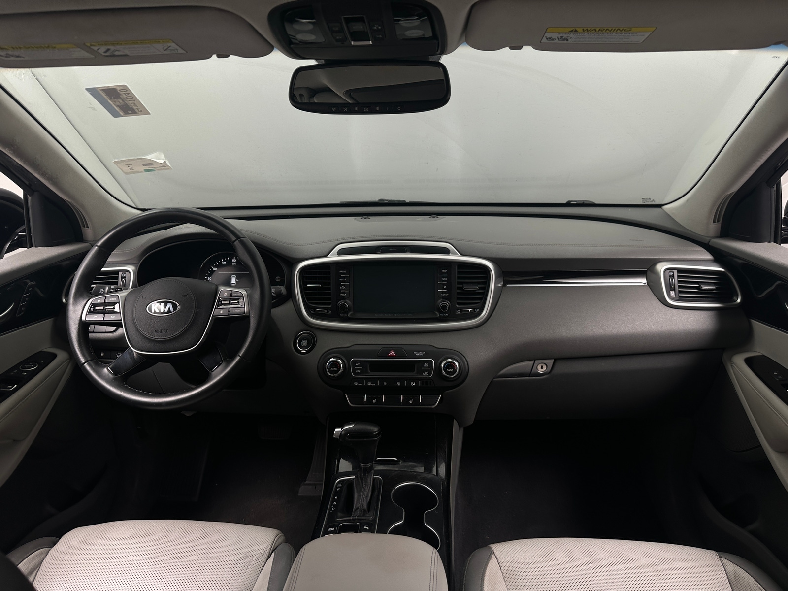 Thumbnail: 2019 Kia Sorento - 2