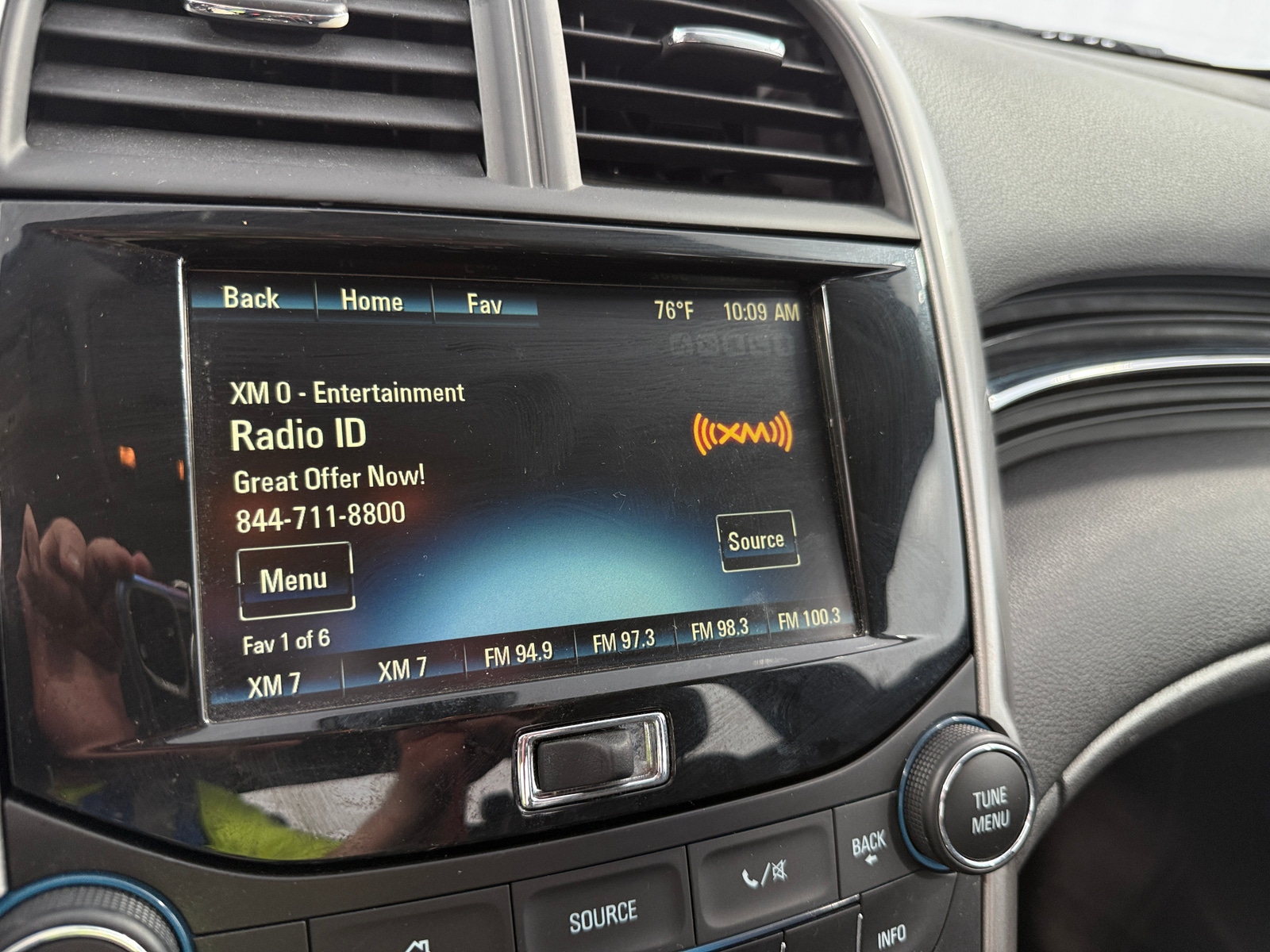 Thumbnail: 2015 Chevrolet Malibu - 4