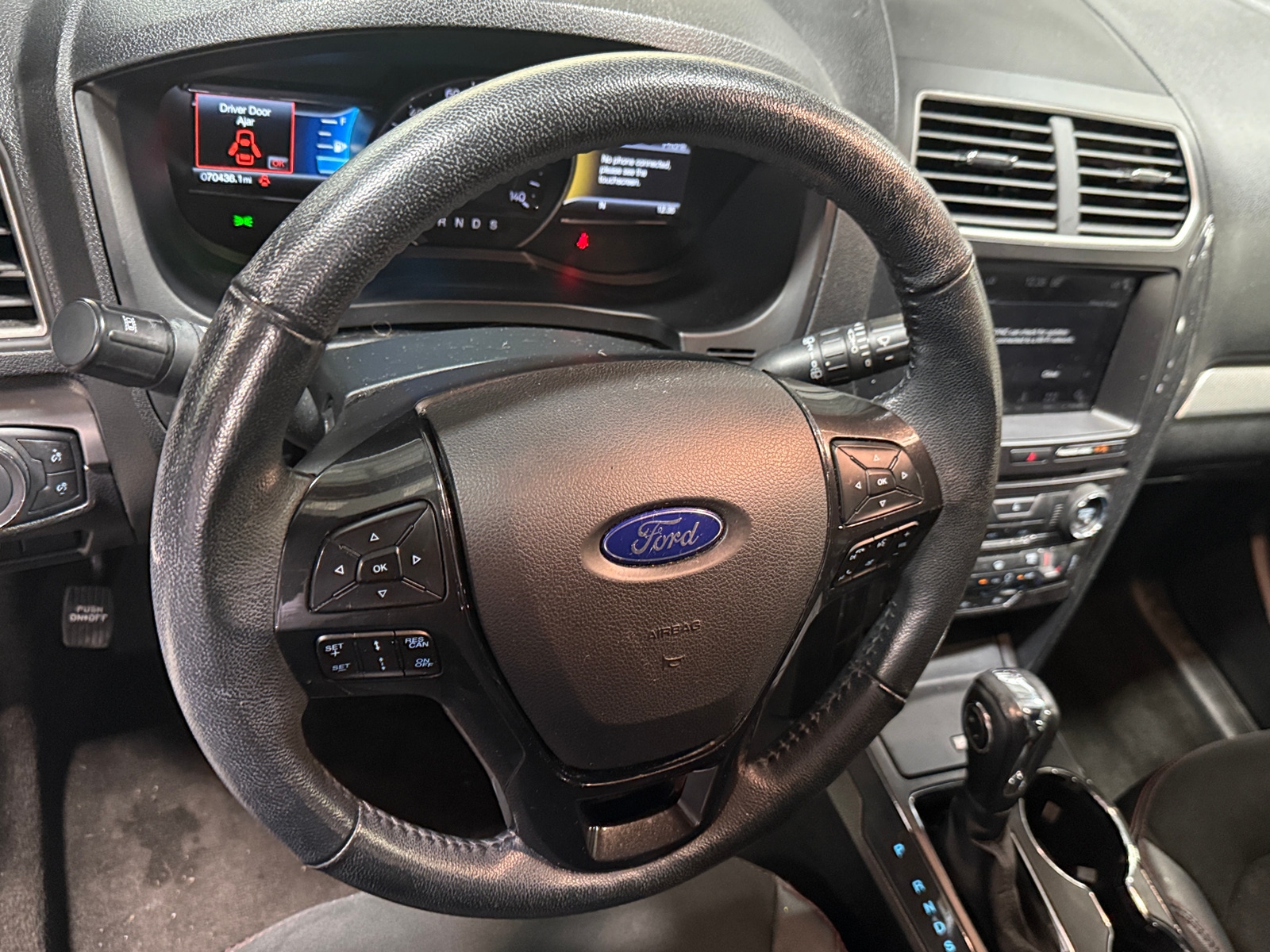 Thumbnail: 2018 Ford Explorer - 4