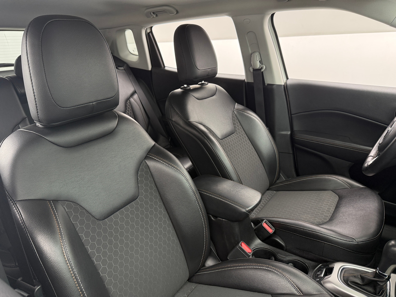 Thumbnail: 2019 Jeep Compass - 2