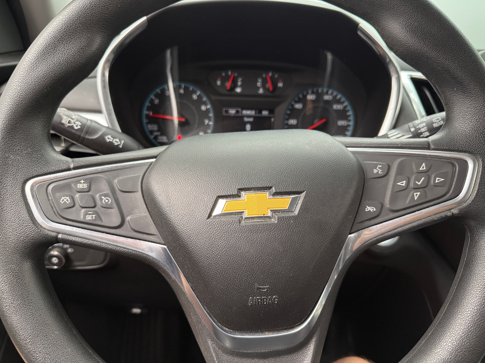 Thumbnail: 2018 Chevrolet Equinox - 5