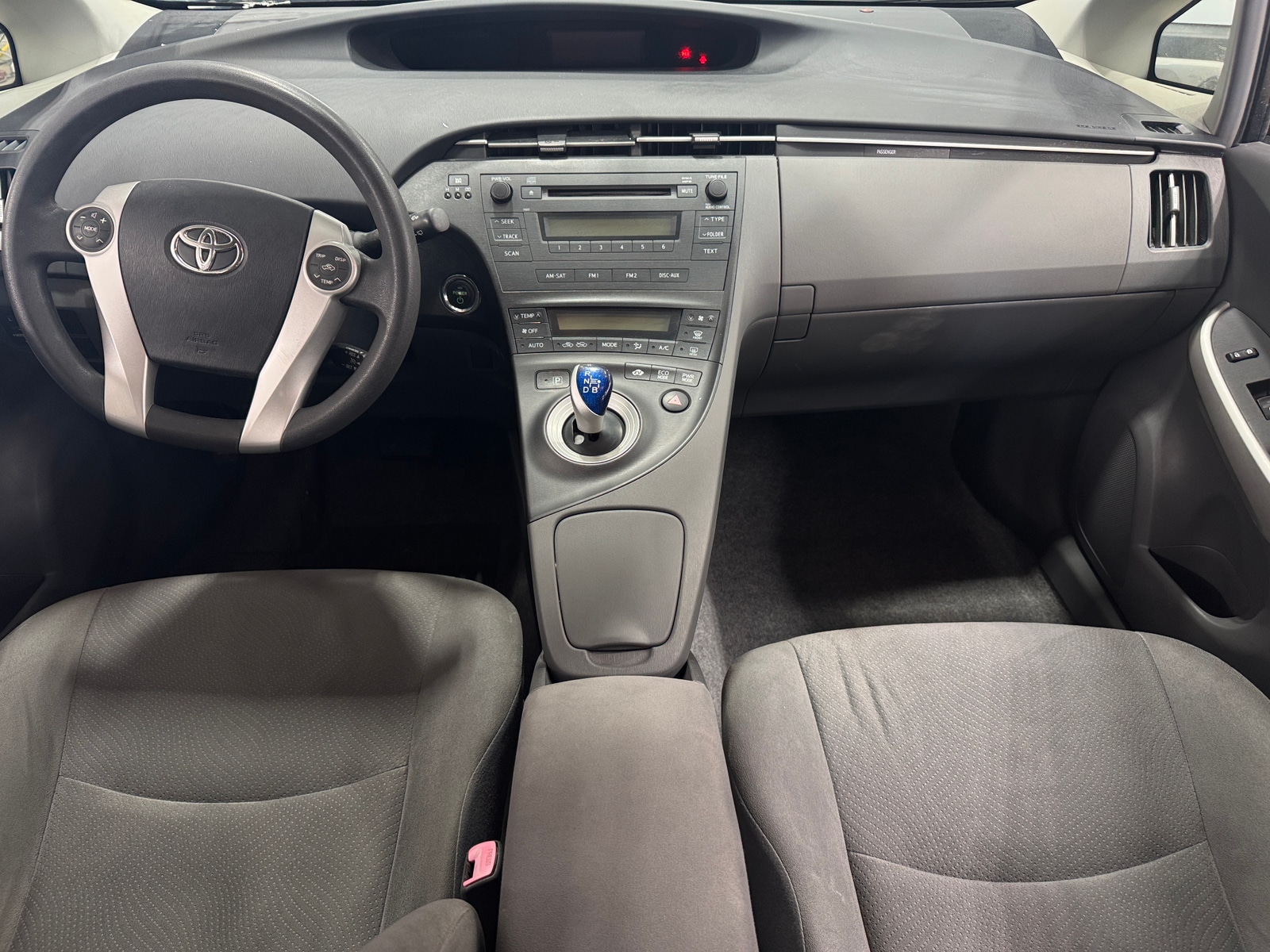 Thumbnail: 2010 Toyota Prius - 3