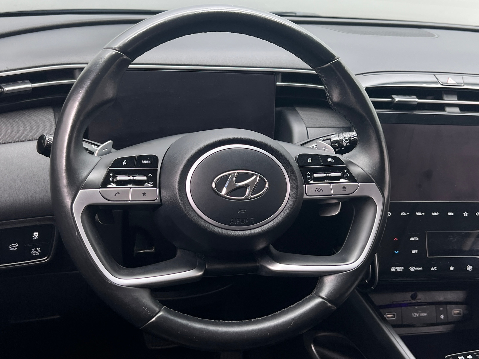 Thumbnail: 2022 Hyundai Tucson - 4