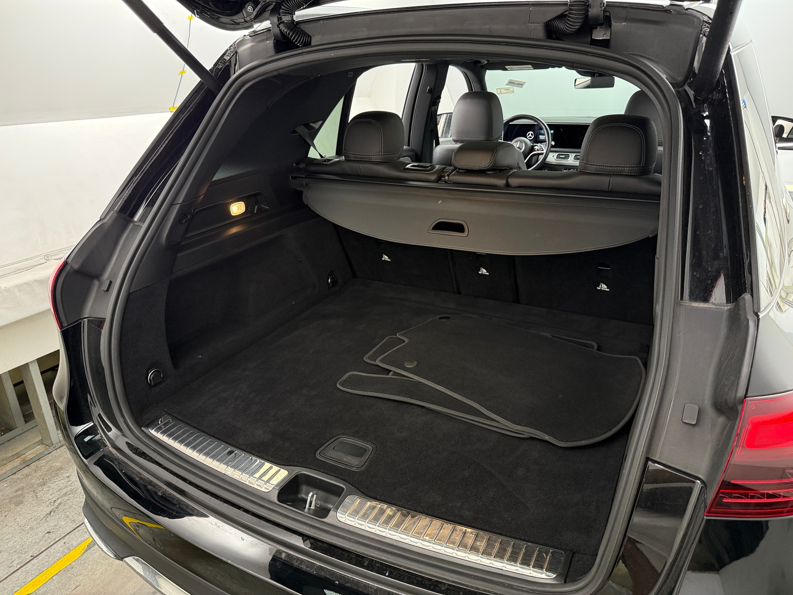 Thumbnail: 2024 Mercedes-Benz GLE - 6