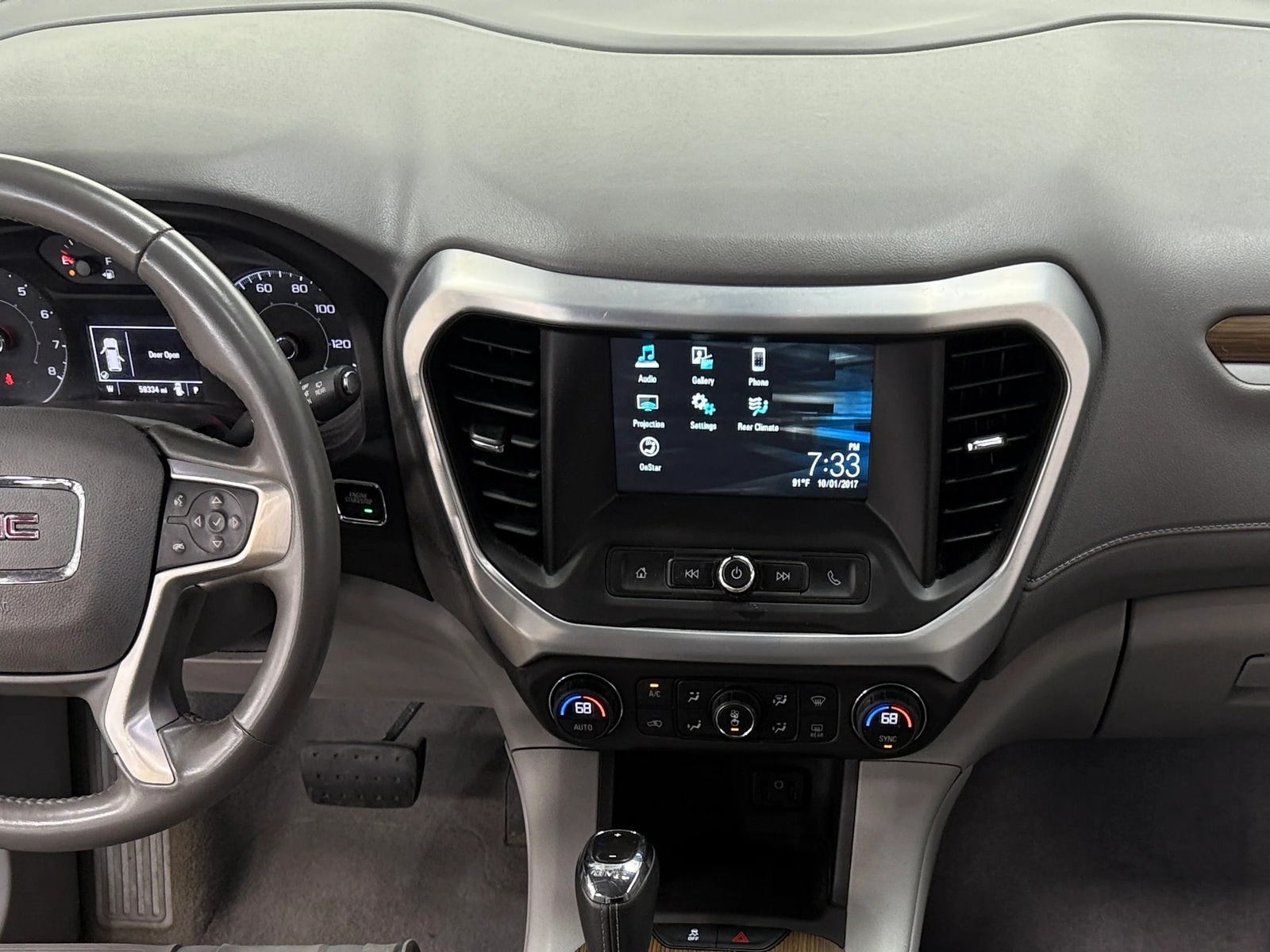 Thumbnail: 2018 GMC Acadia - 3