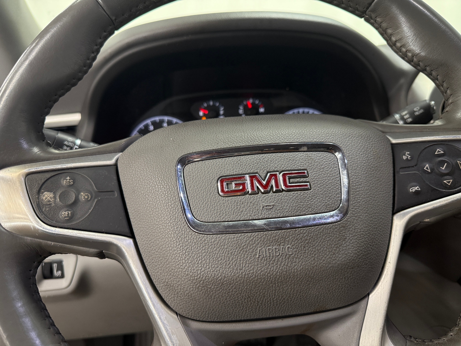 Thumbnail: 2018 GMC Acadia - 5