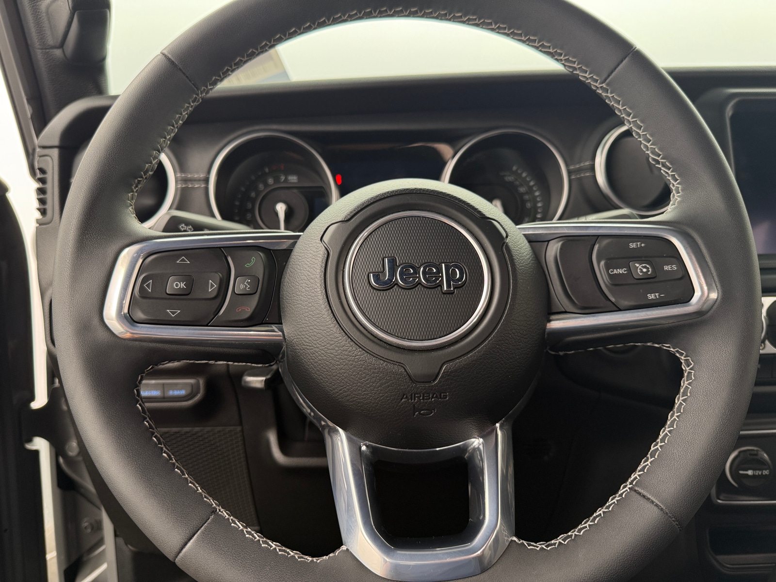 Thumbnail: 2023 Jeep Wrangler - 4
