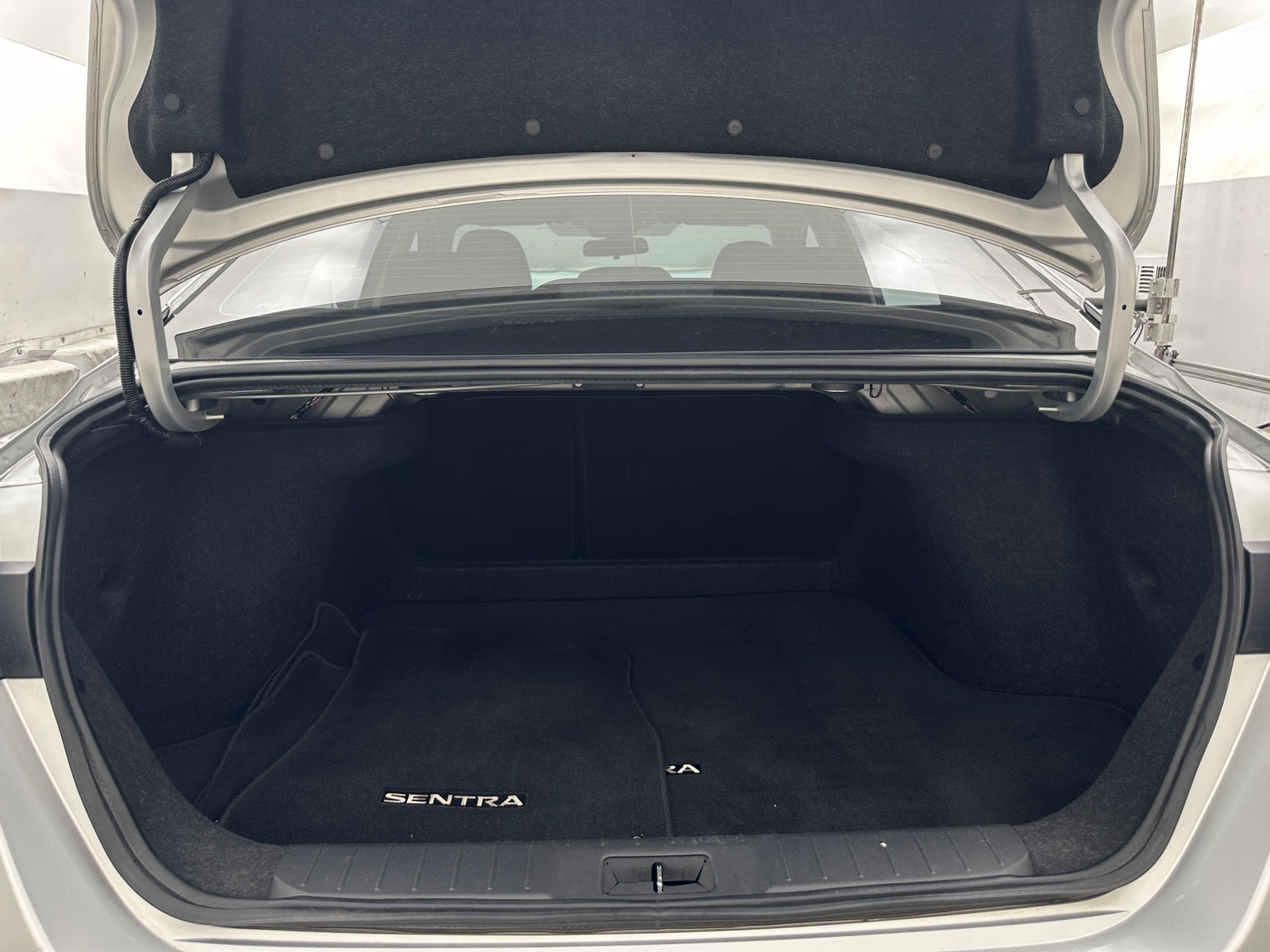 Thumbnail: 2023 Nissan Sentra - 7