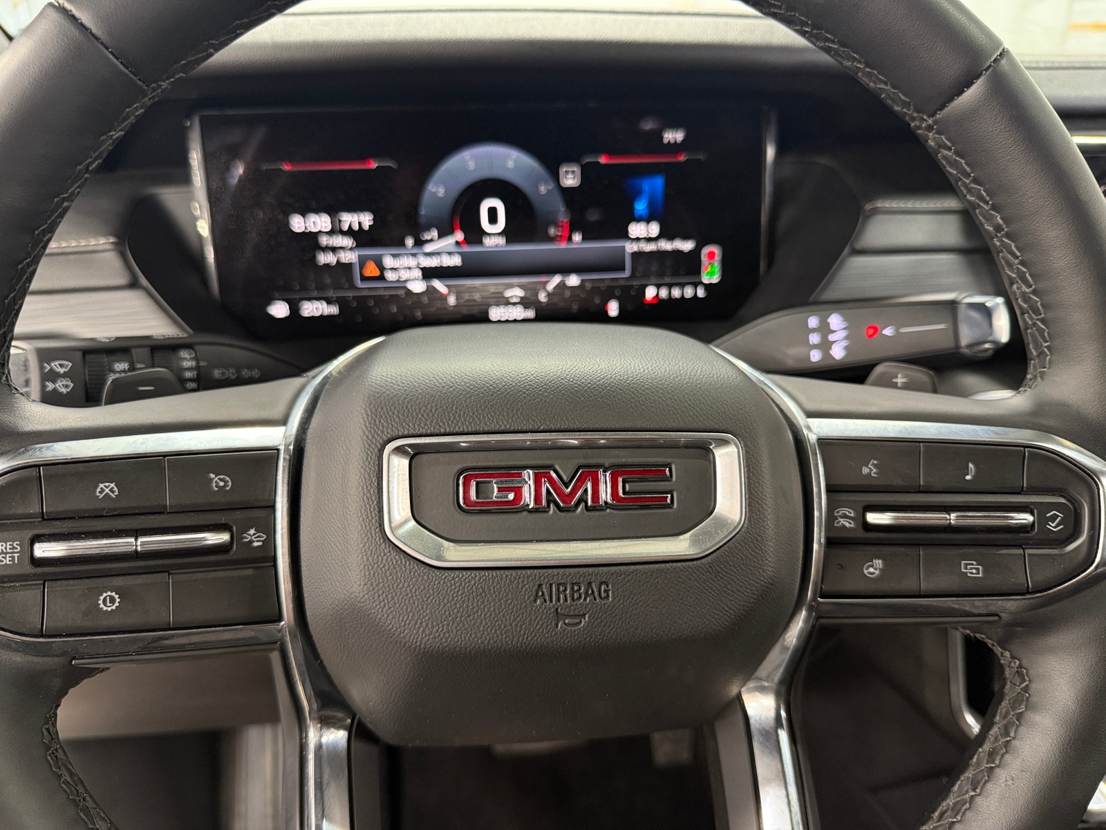Thumbnail: 2025 GMC Acadia - 5