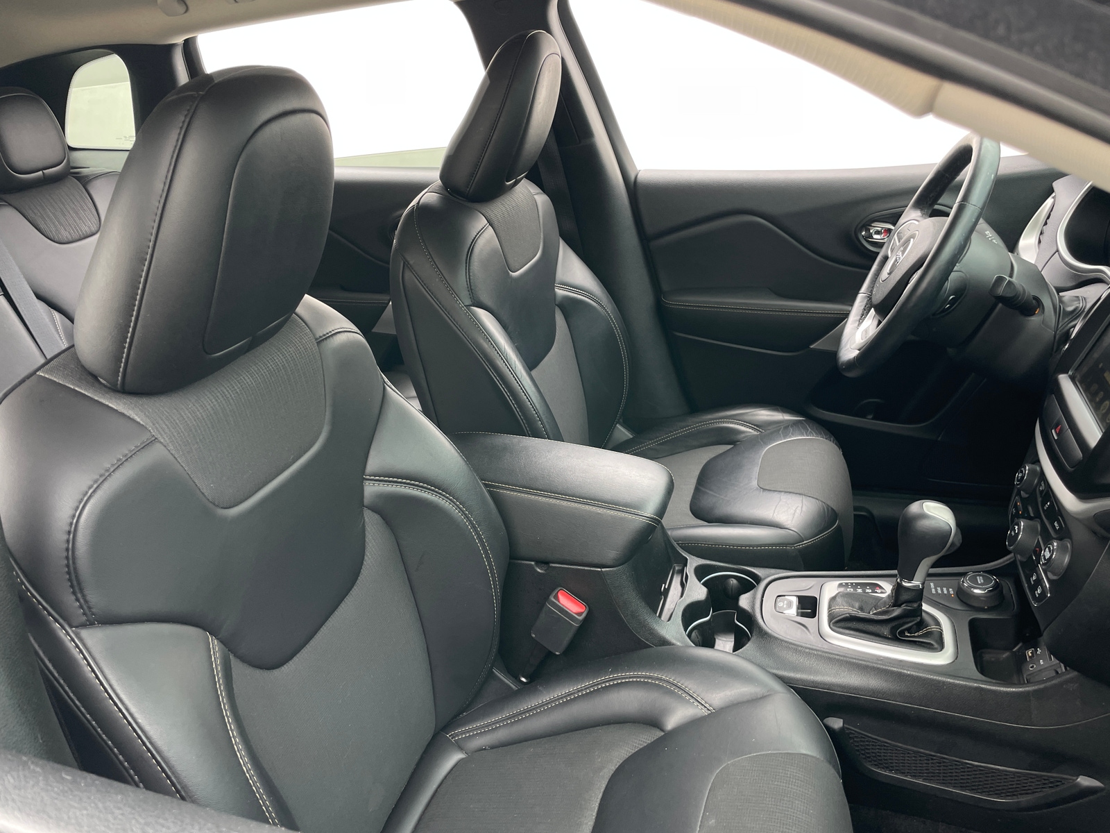 Thumbnail: 2018 Jeep Cherokee - 2