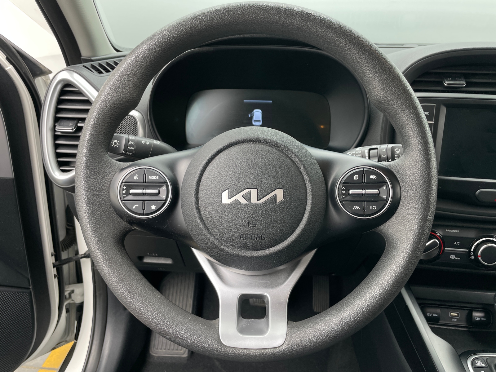 Thumbnail: 2024 Kia Soul - 5