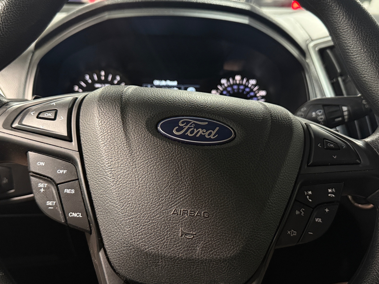 Thumbnail: 2018 Ford Edge - 5