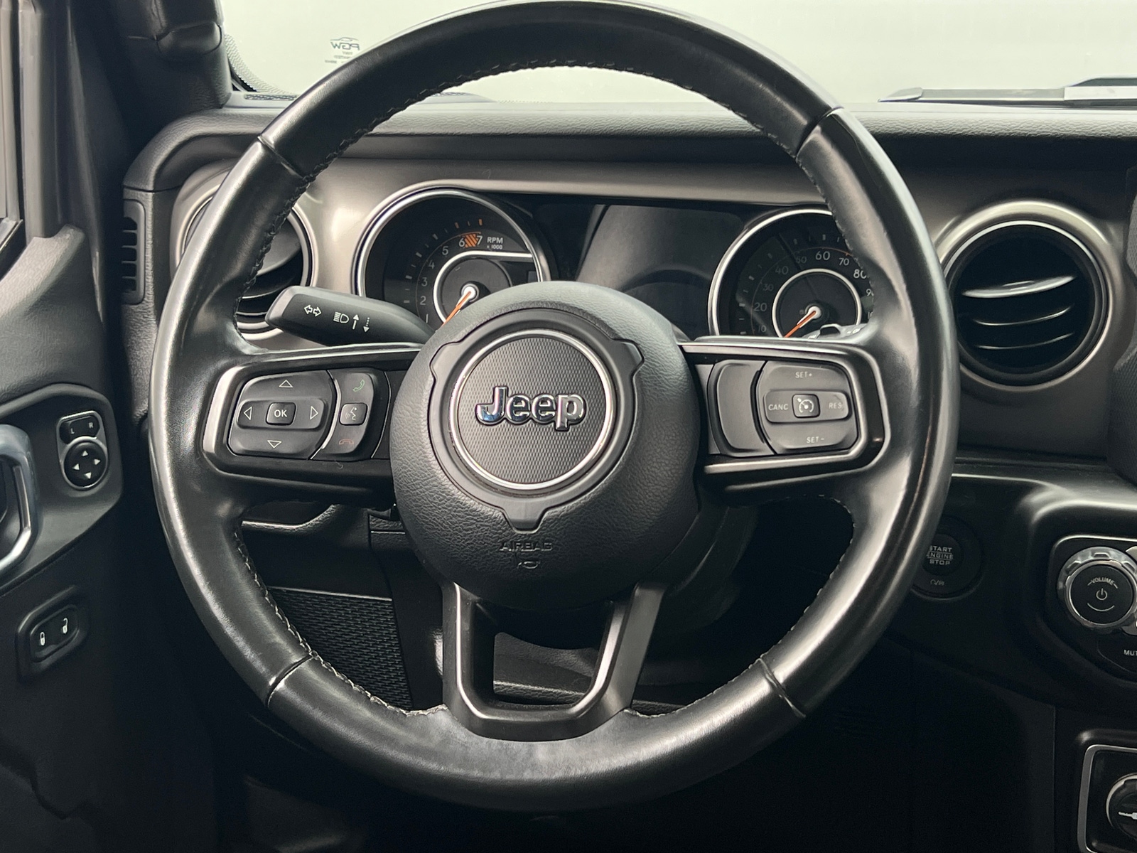 Thumbnail: 2021 Jeep Wrangler - 5