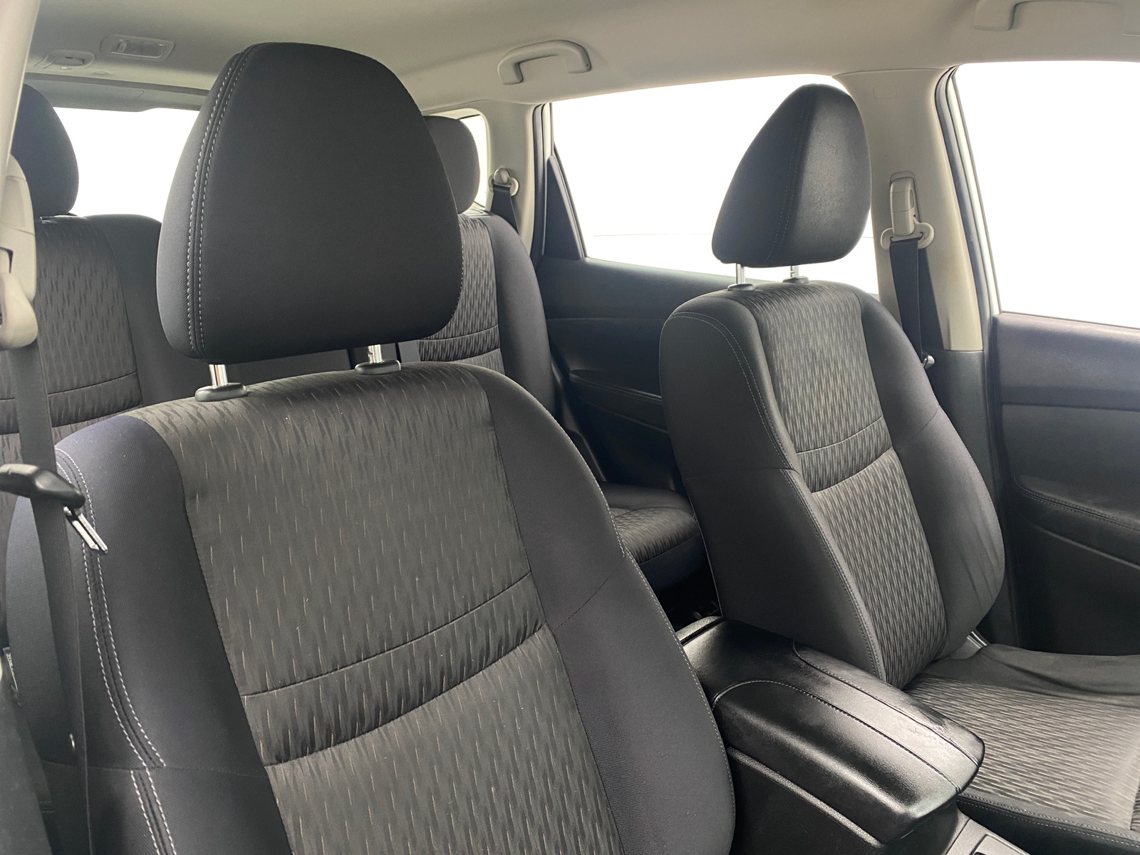 Thumbnail: 2018 Nissan Rogue - 2
