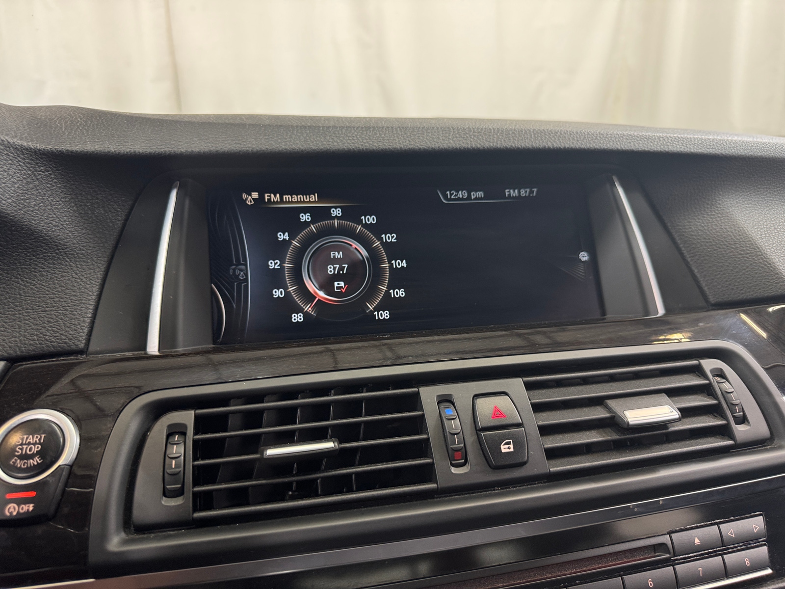 Thumbnail: 2015 BMW 5 Series - 3