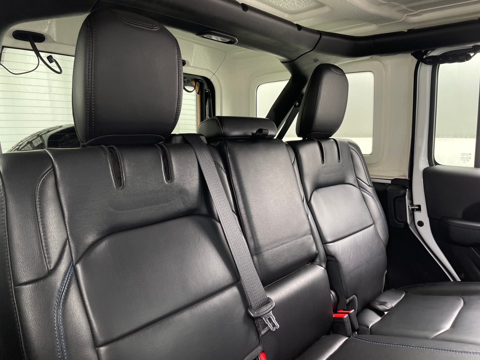 Thumbnail: 2021 Jeep Wrangler - 5