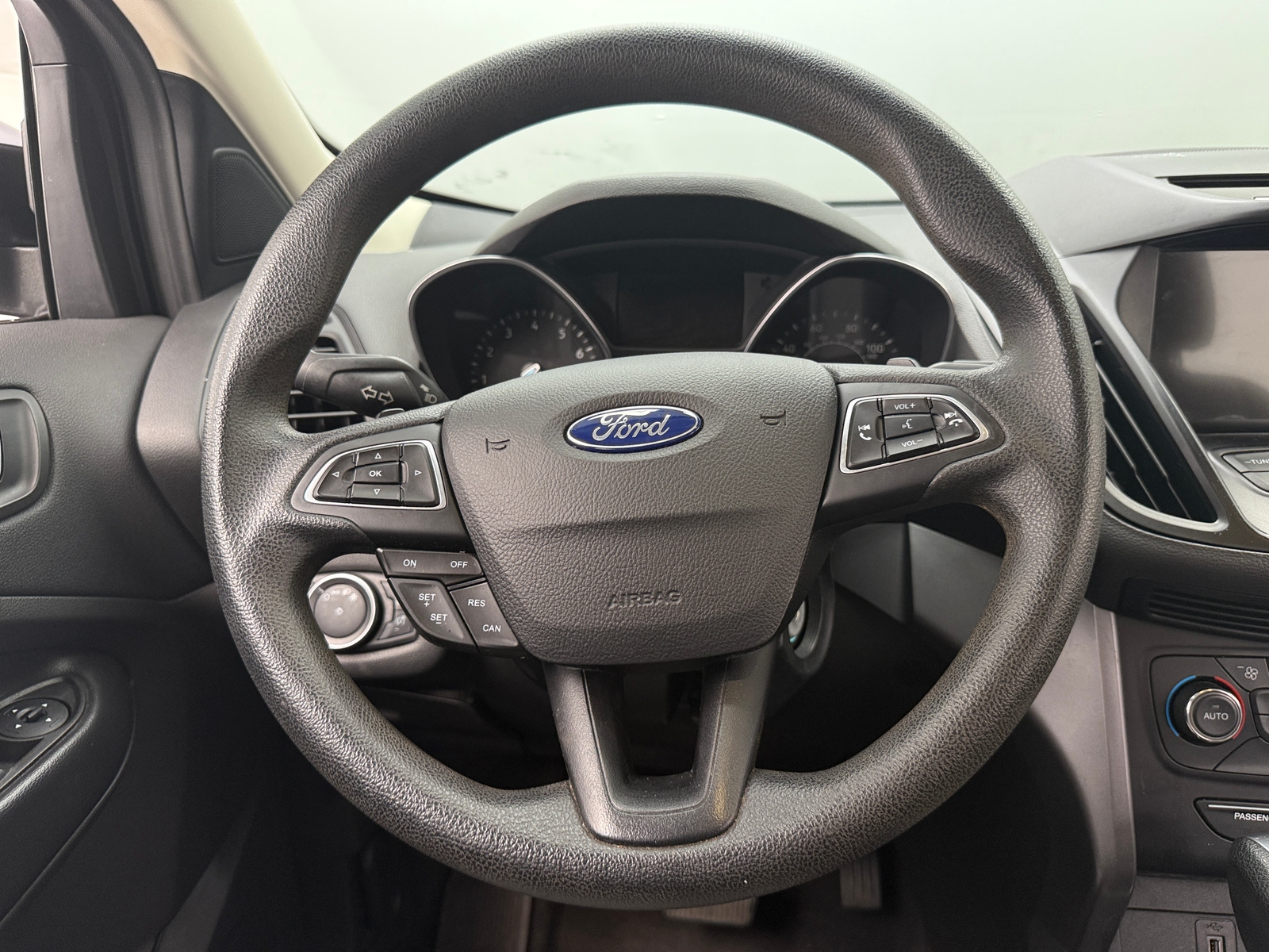 Thumbnail: 2017 Ford Escape - 5