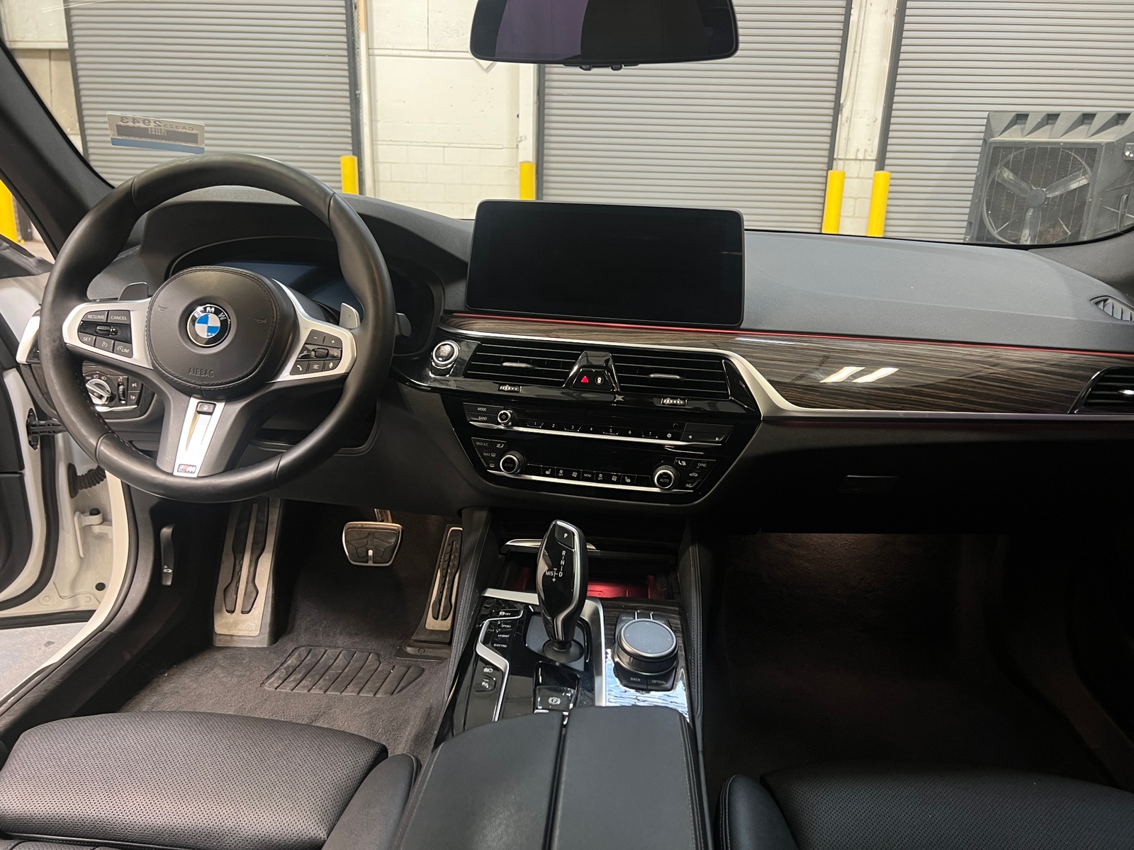 Thumbnail: 2021 BMW 5 Series - 2