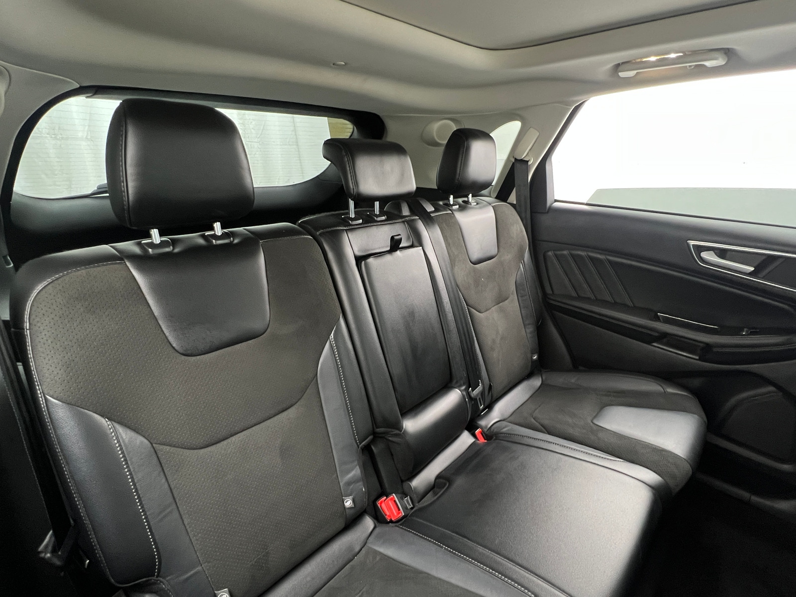 Thumbnail: 2015 Ford Edge - 5