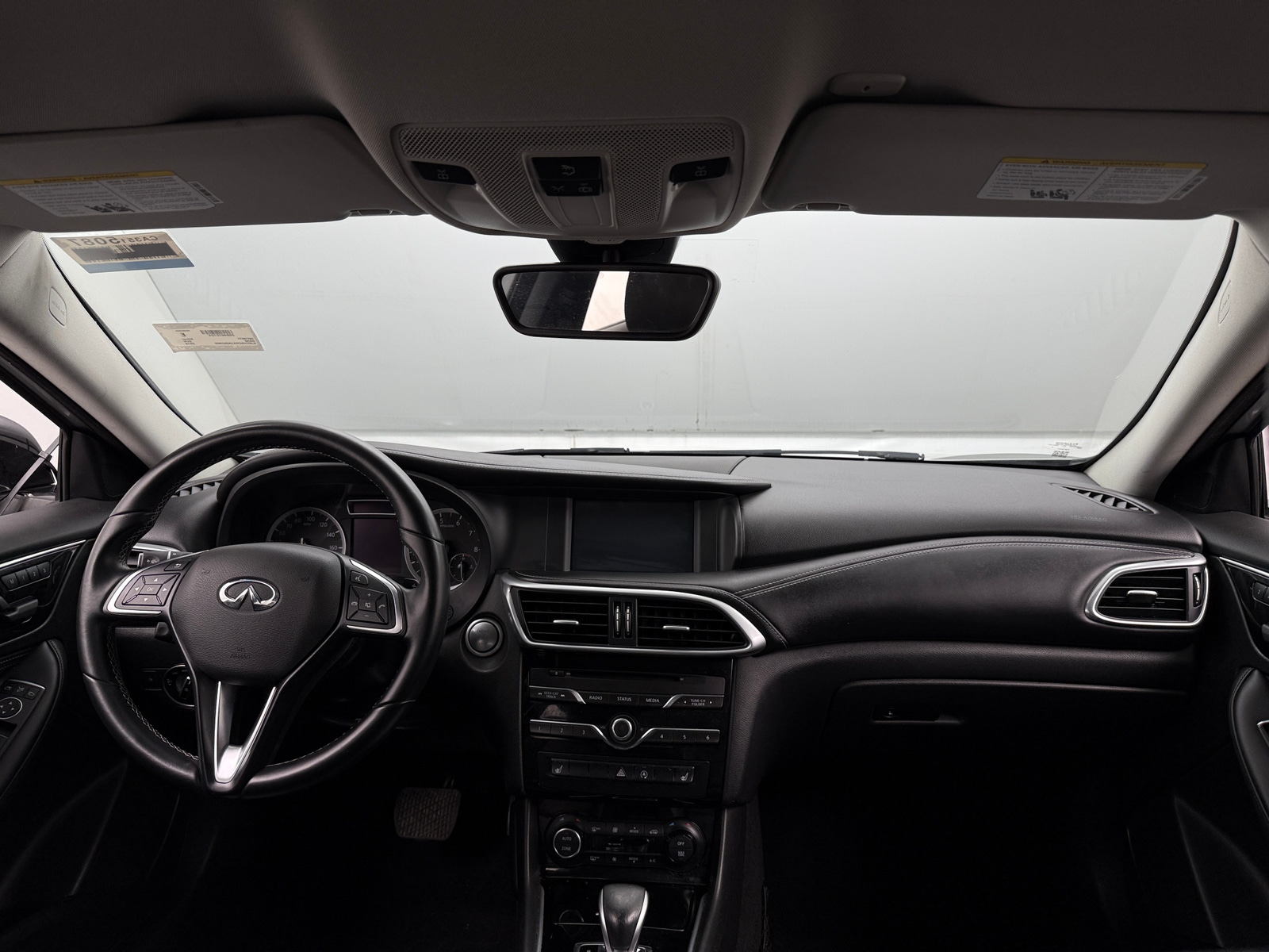 Thumbnail: 2018 INFINITI QX30 - 2