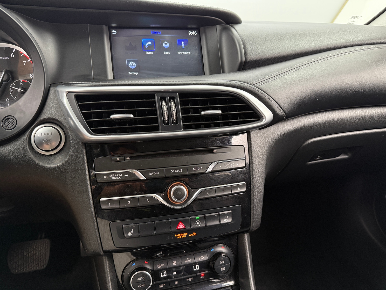 Thumbnail: 2018 INFINITI QX30 - 3