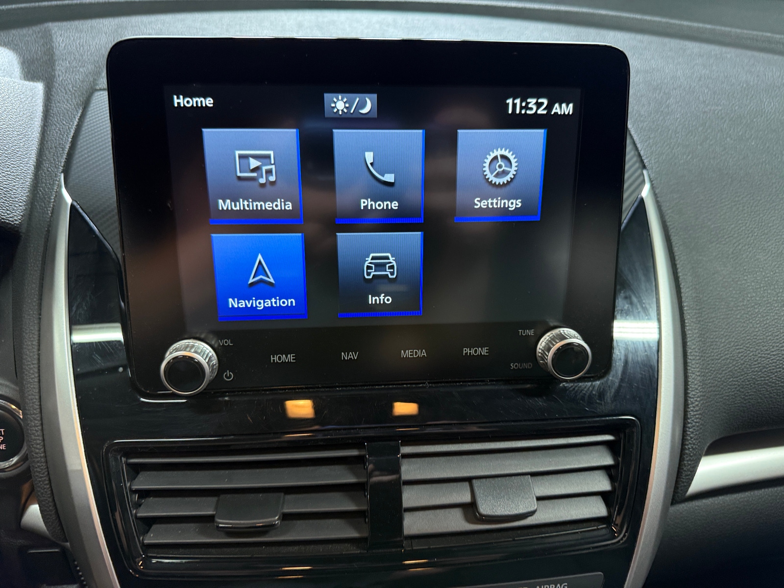 Thumbnail: 2024 Mitsubishi Eclipse Cross - 4