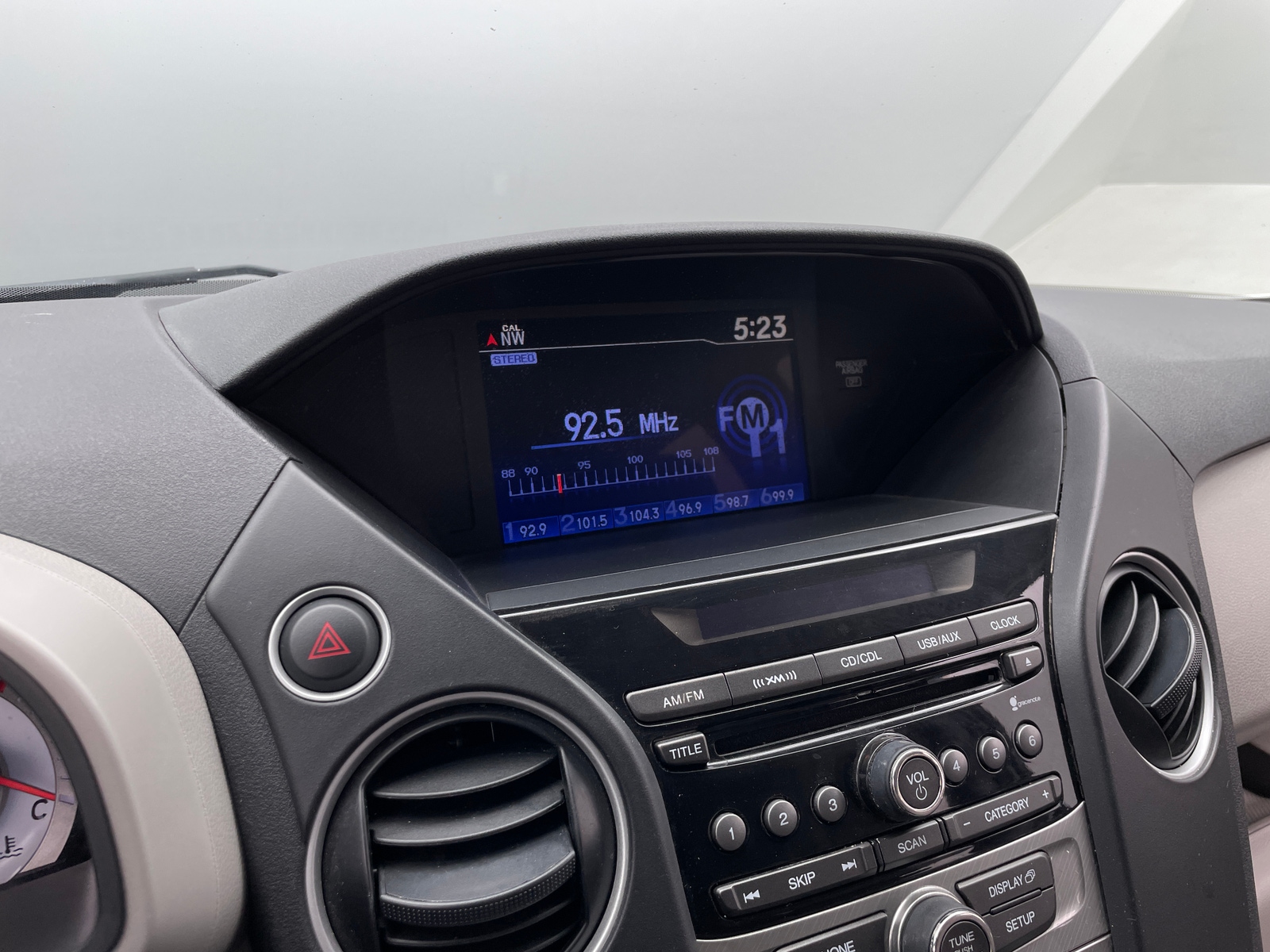 Thumbnail: 2014 Honda Pilot - 3