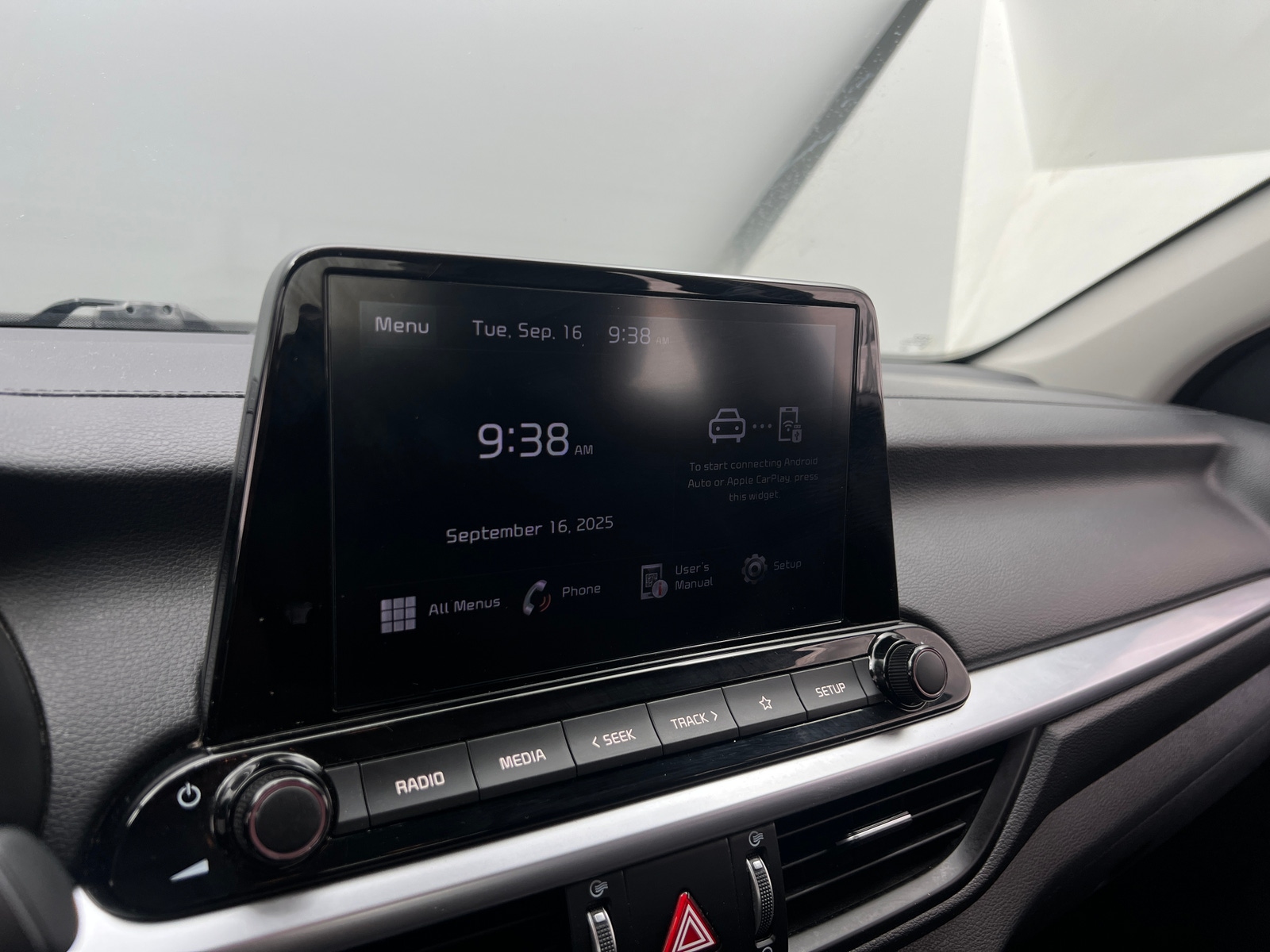 Thumbnail: 2024 Kia Forte - 4