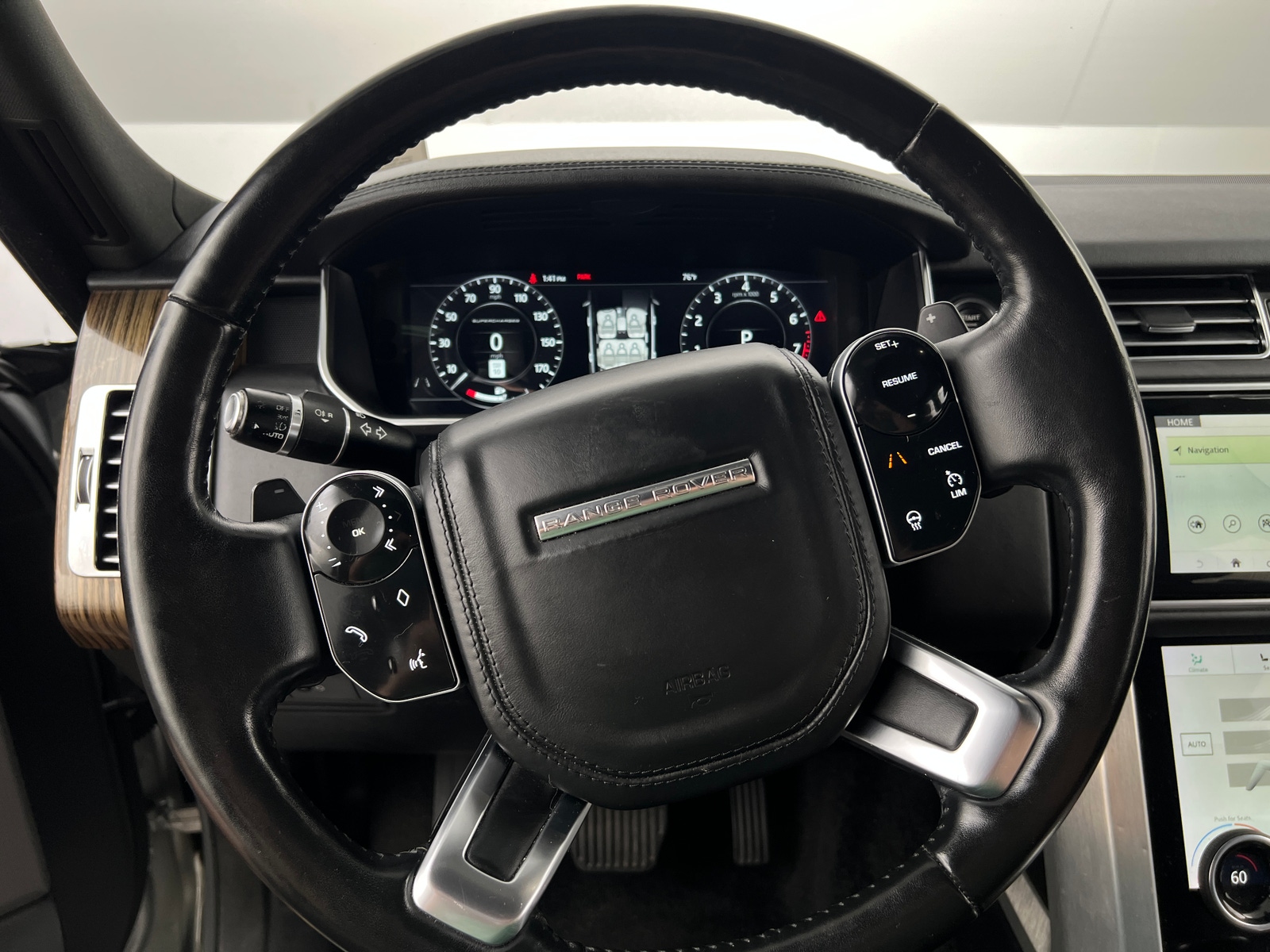 Thumbnail: 2018 Land Rover Range Rover - 4