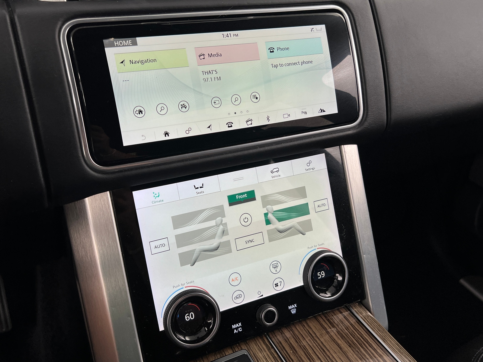 Thumbnail: 2018 Land Rover Range Rover - 3