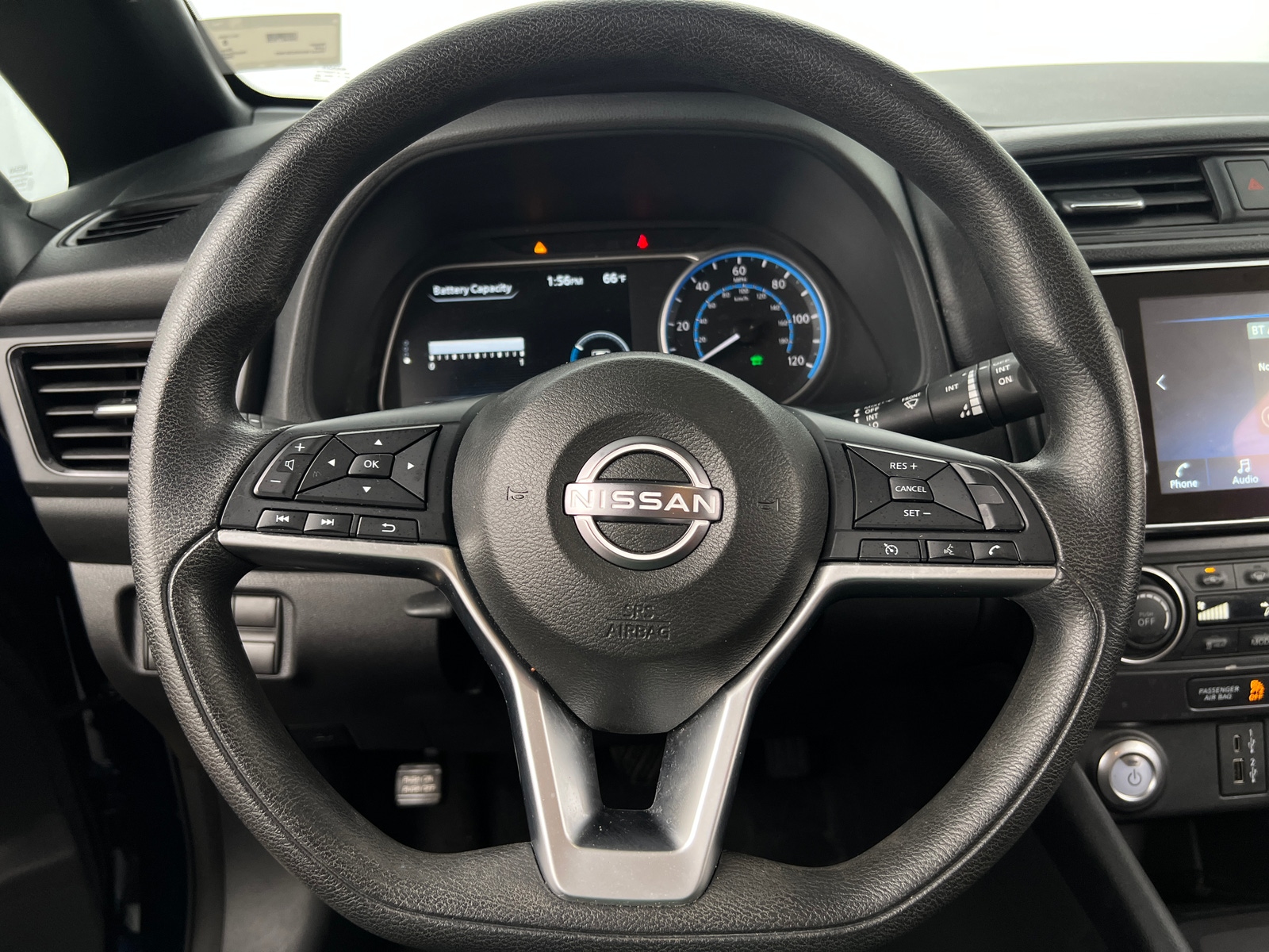 Thumbnail: 2024 Nissan Leaf - 5