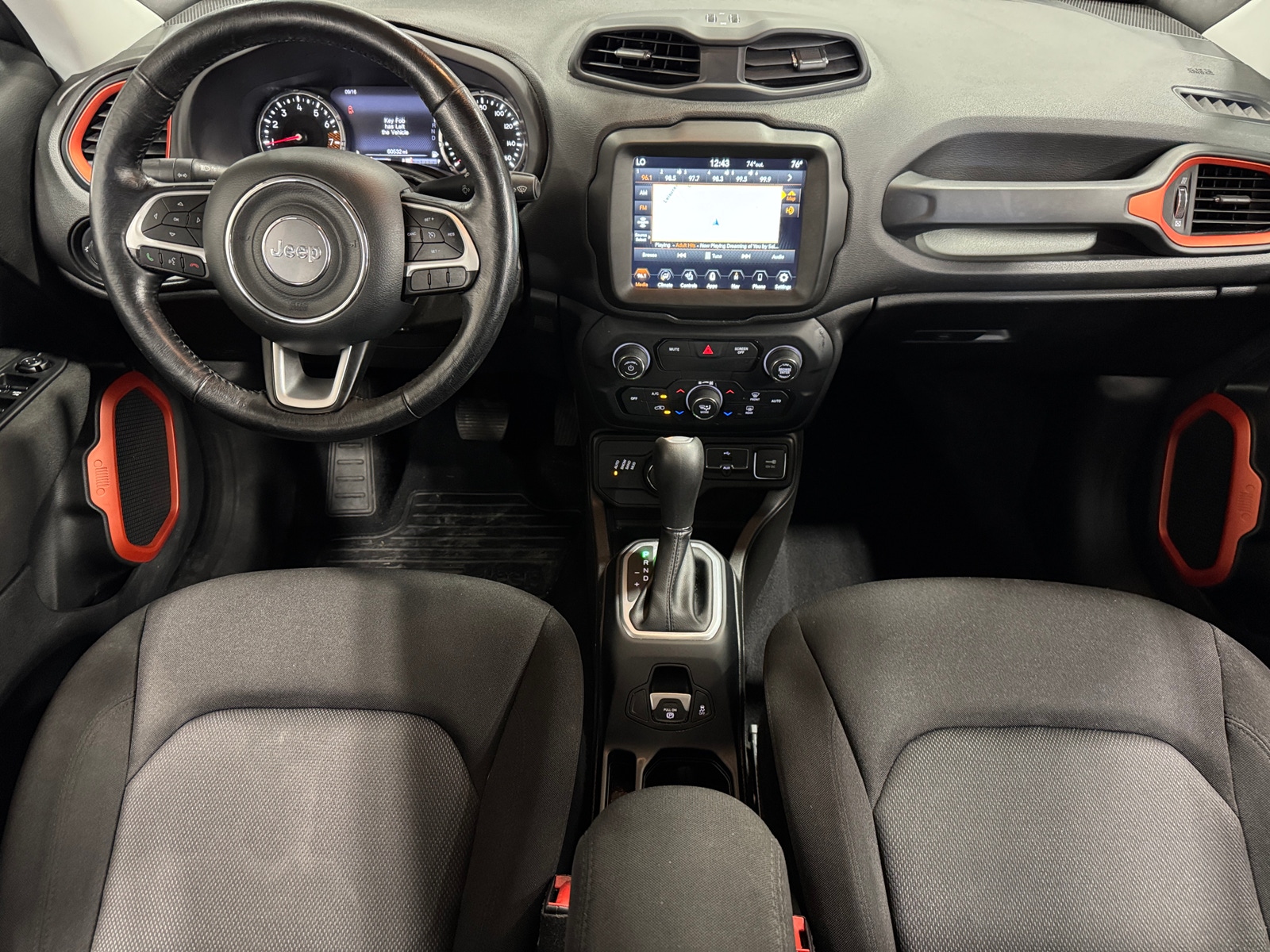 Thumbnail: 2020 Jeep Renegade - 3