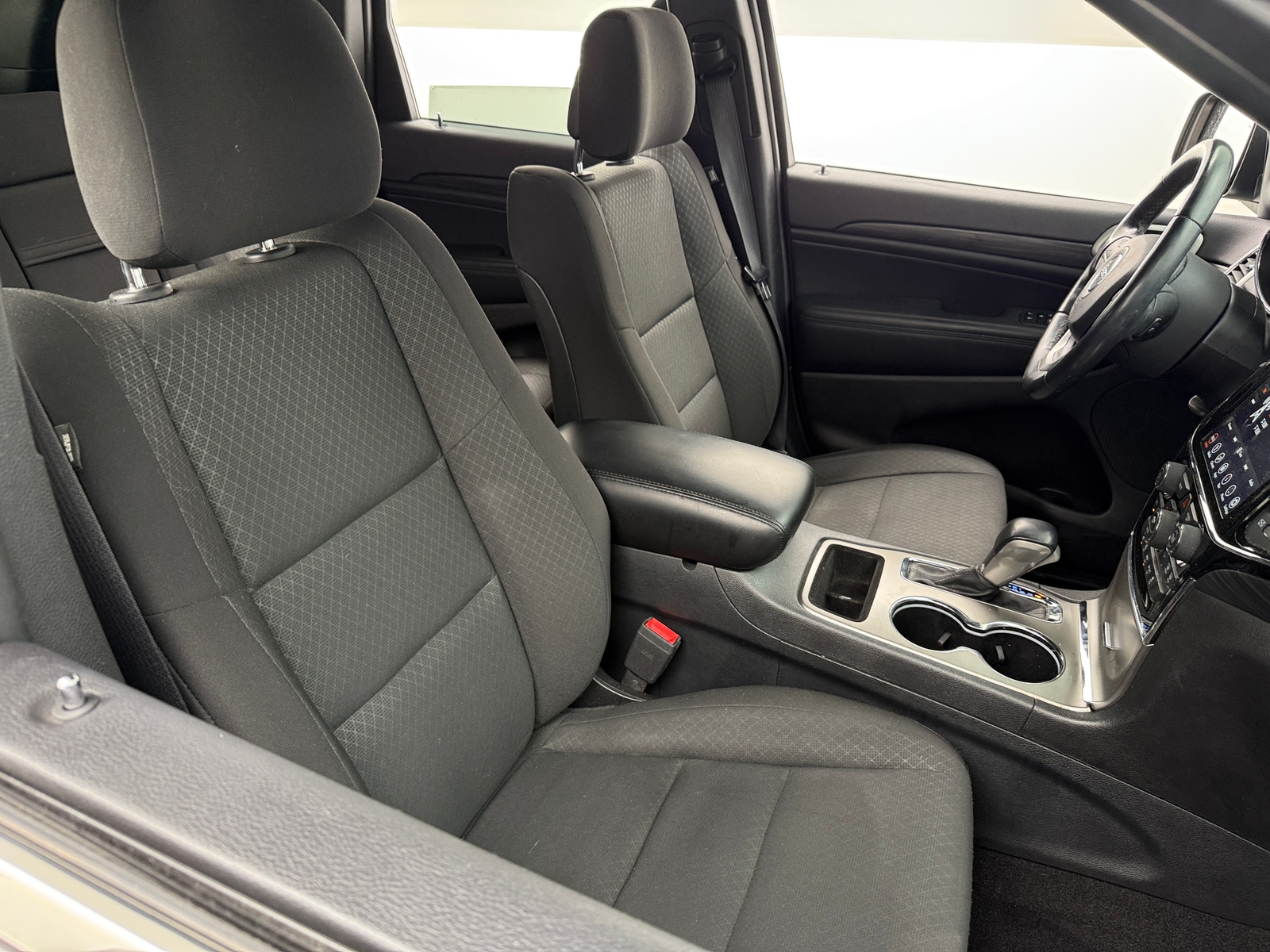 Thumbnail: 2019 Jeep Grand Cherokee - 2