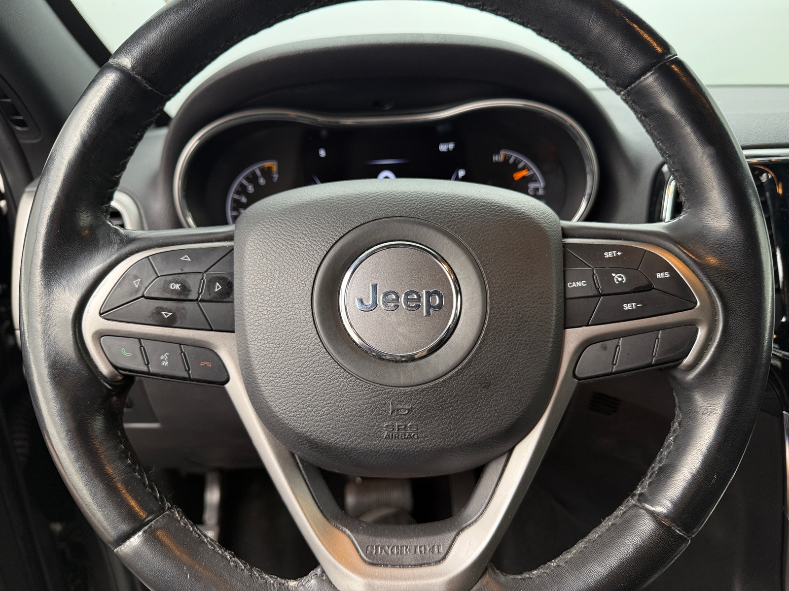 Thumbnail: 2019 Jeep Grand Cherokee - 5