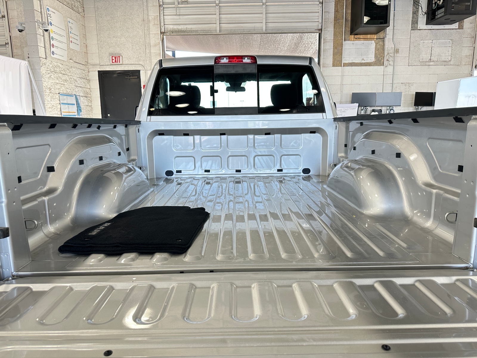 Thumbnail: 2013 RAM 1500 - 6