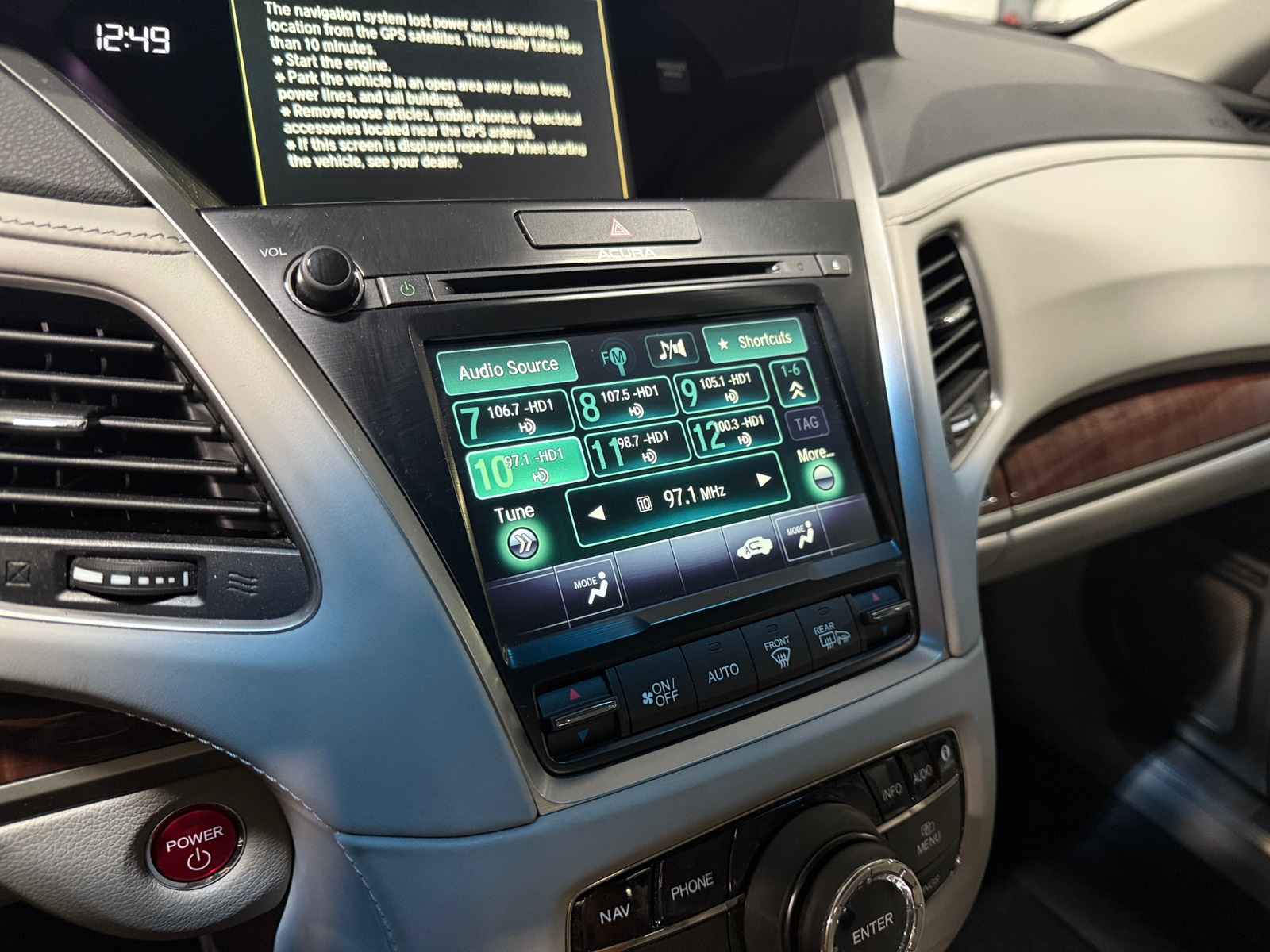 Thumbnail: 2016 Acura RLX - 3