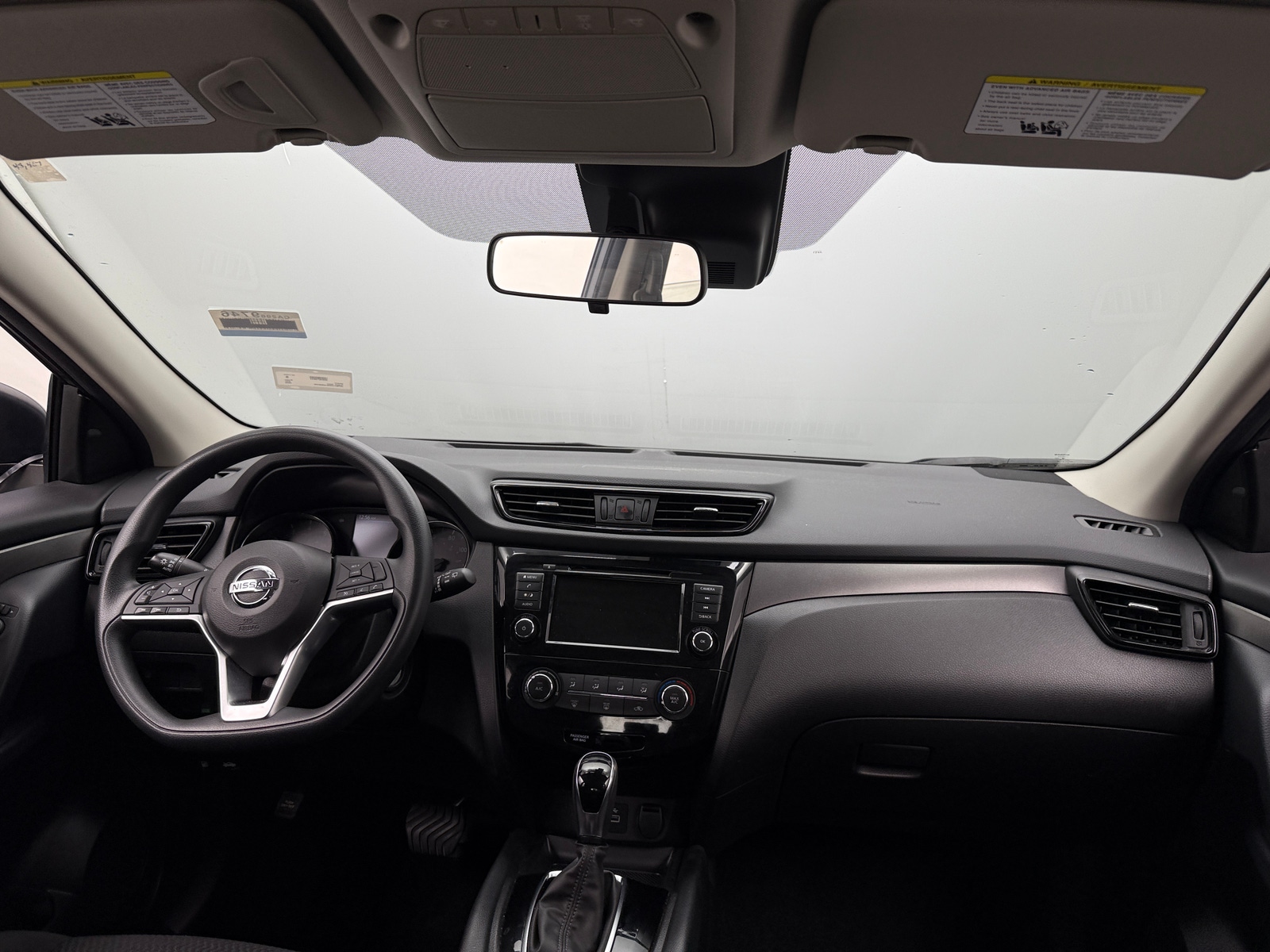 Thumbnail: 2020 Nissan Rogue Sport - 3