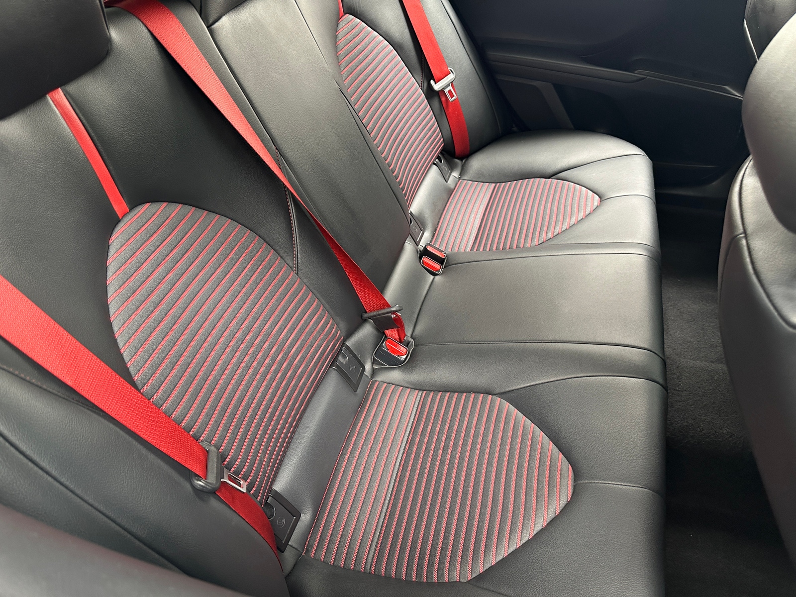 Thumbnail: 2021 Toyota Camry - 6