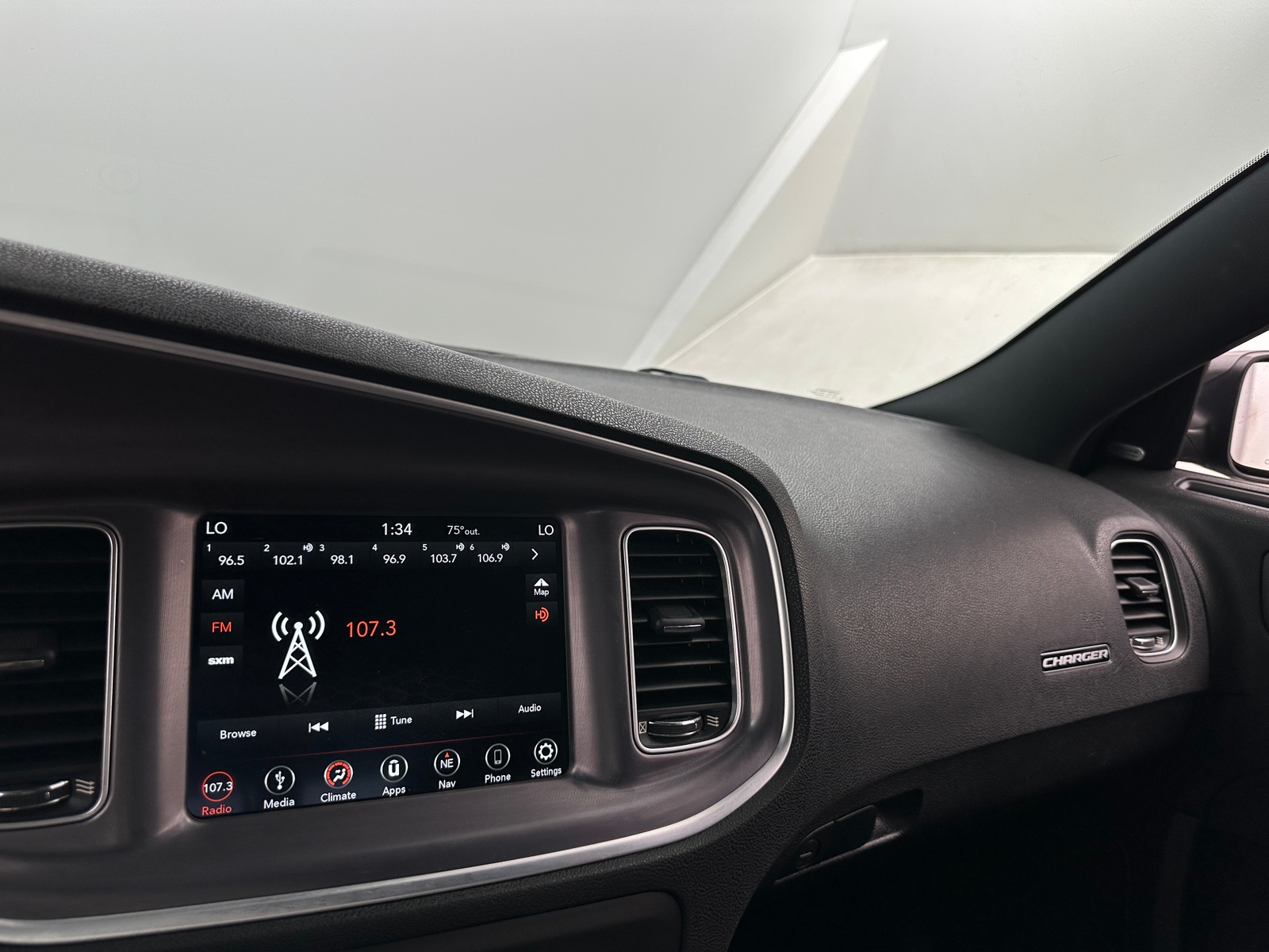 Thumbnail: 2019 Dodge Charger - 4