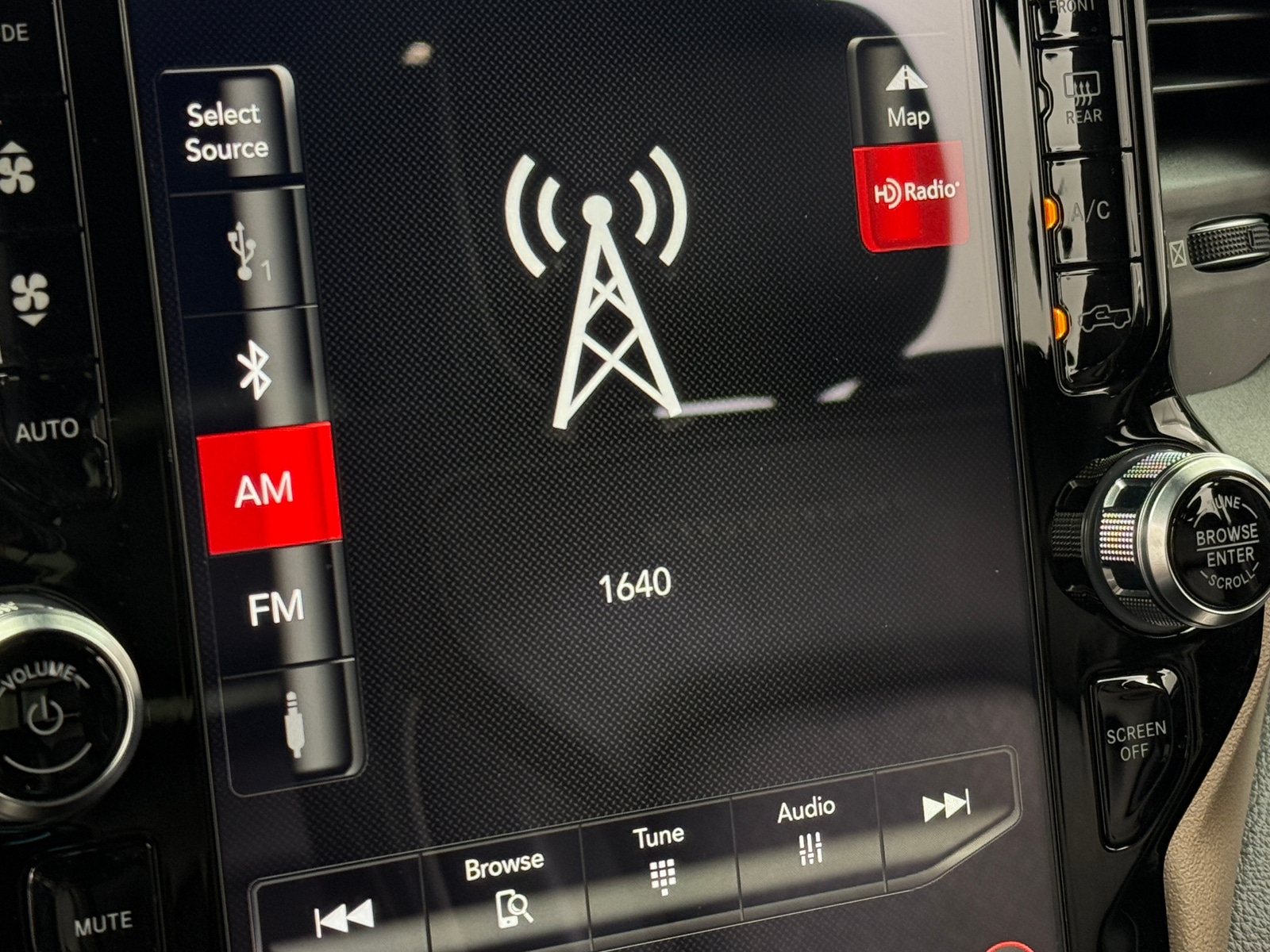 Thumbnail: 2019 RAM 1500 - 3