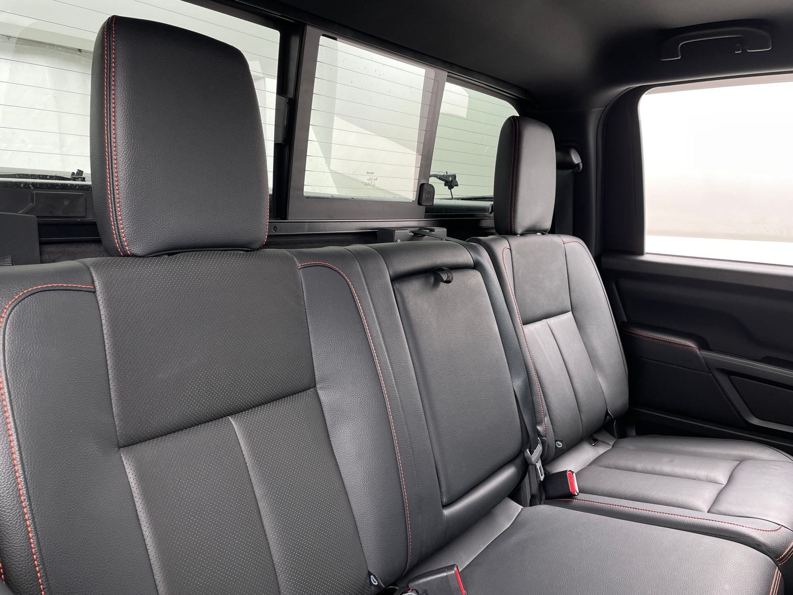 Thumbnail: 2022 Nissan Titan - 6